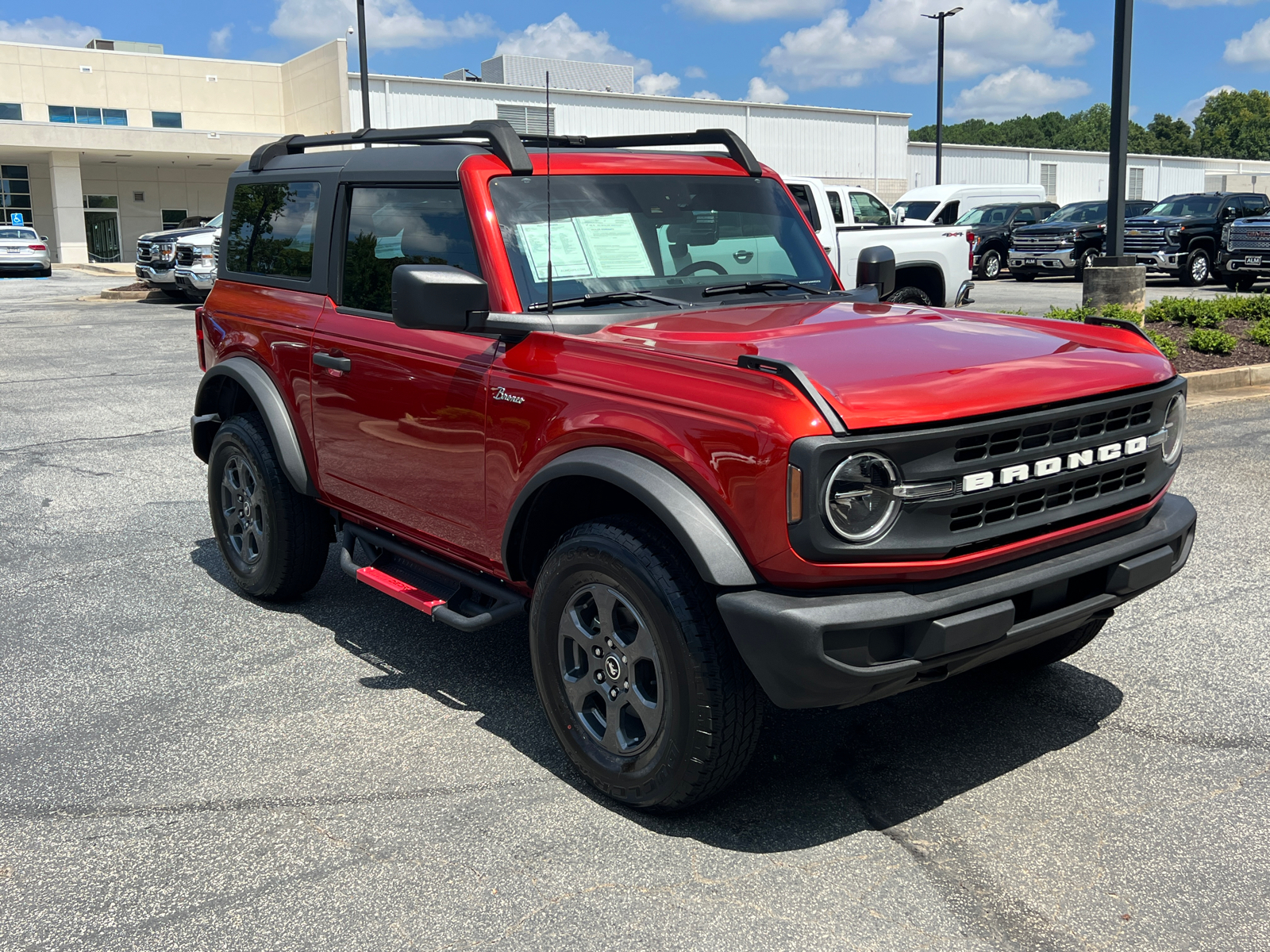 2023 Ford Bronco Base 3