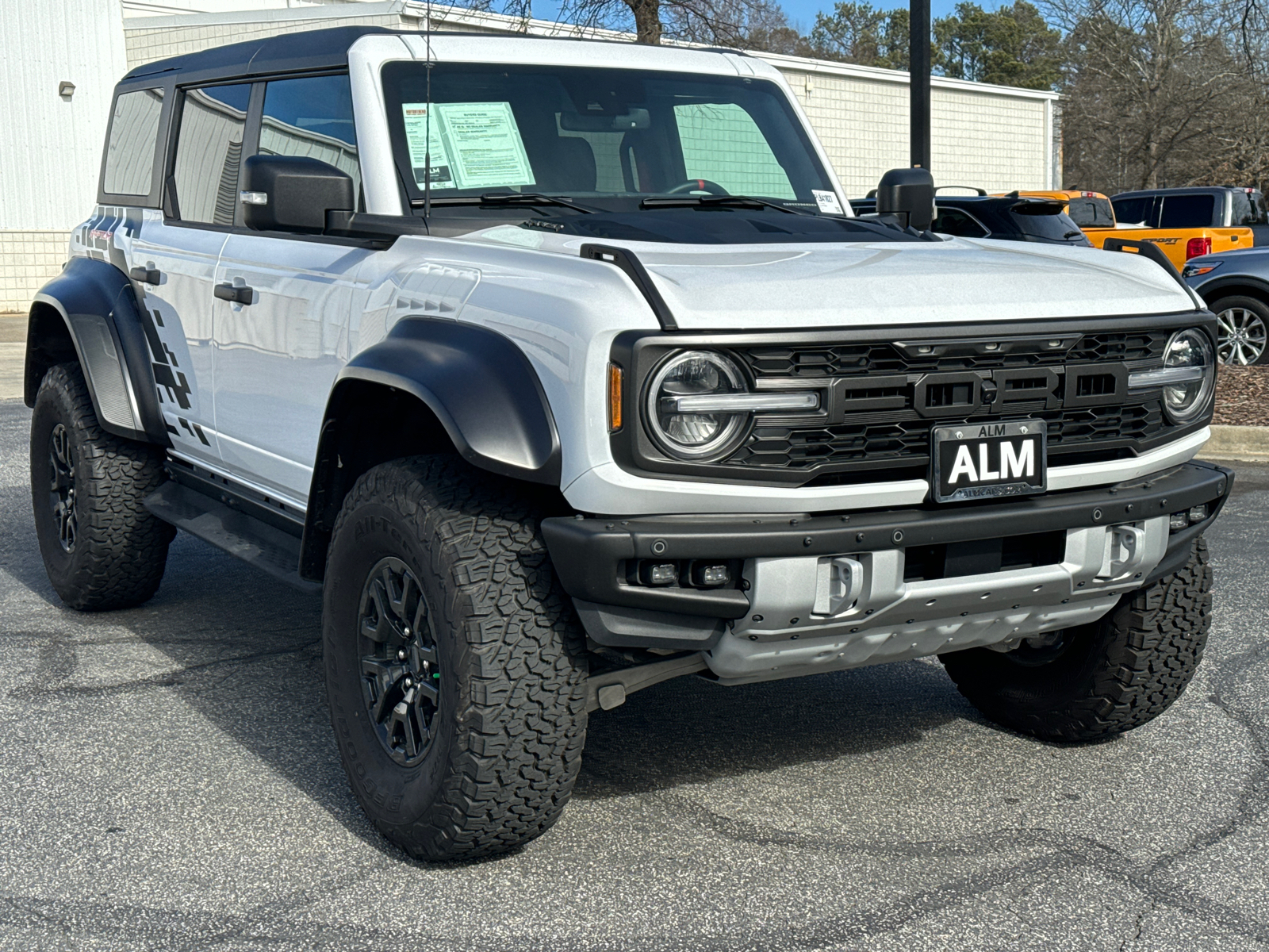 2023 Ford Bronco Raptor 3