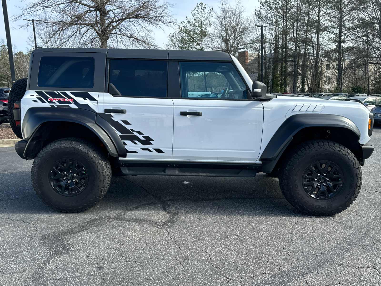 2023 Ford Bronco Raptor 4