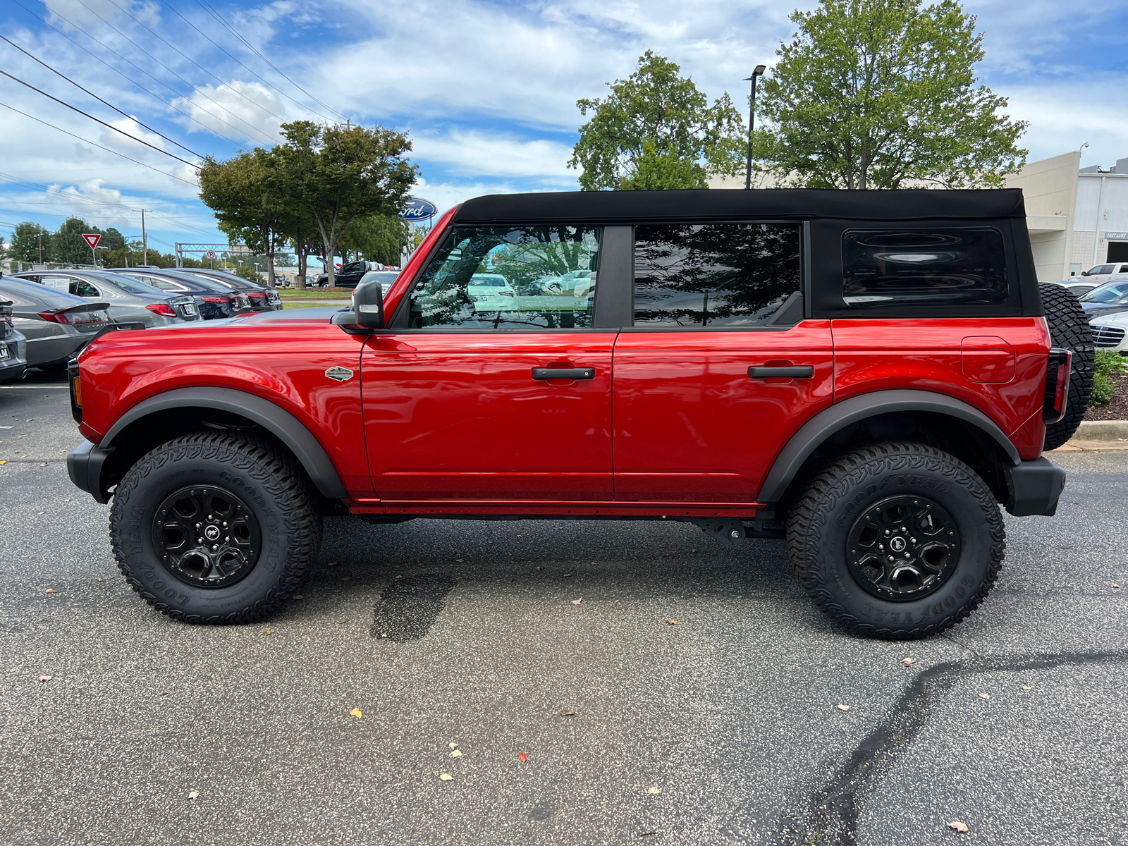 2023 Ford Bronco Wildtrak 2