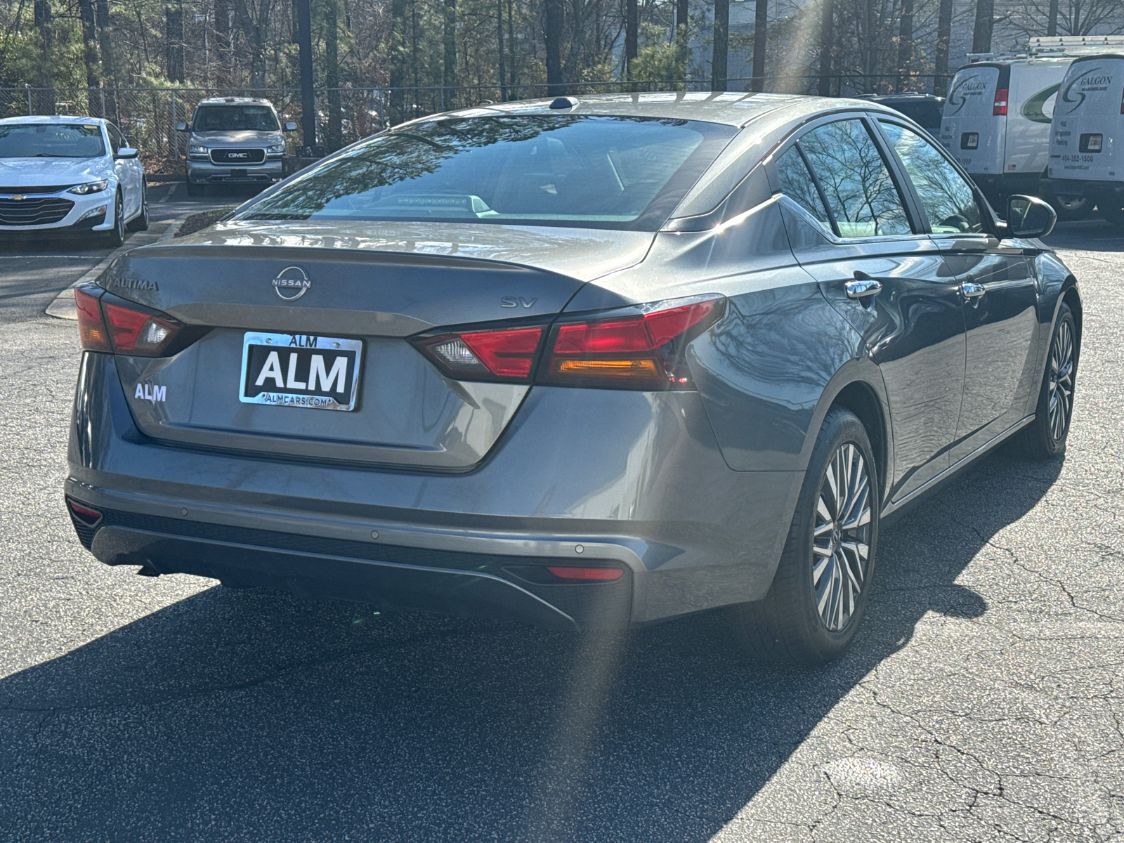 2023 Nissan Altima 2.5 SV 5