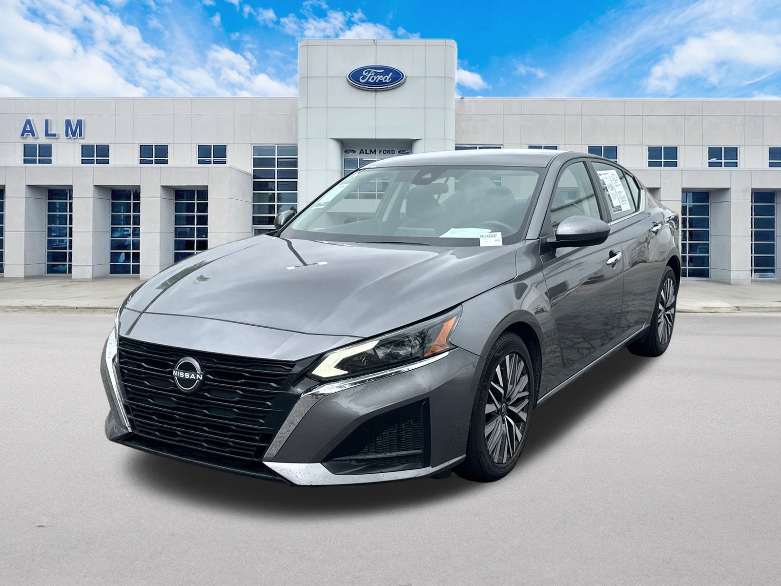 2023 Nissan Altima 2.5 SV photo 2