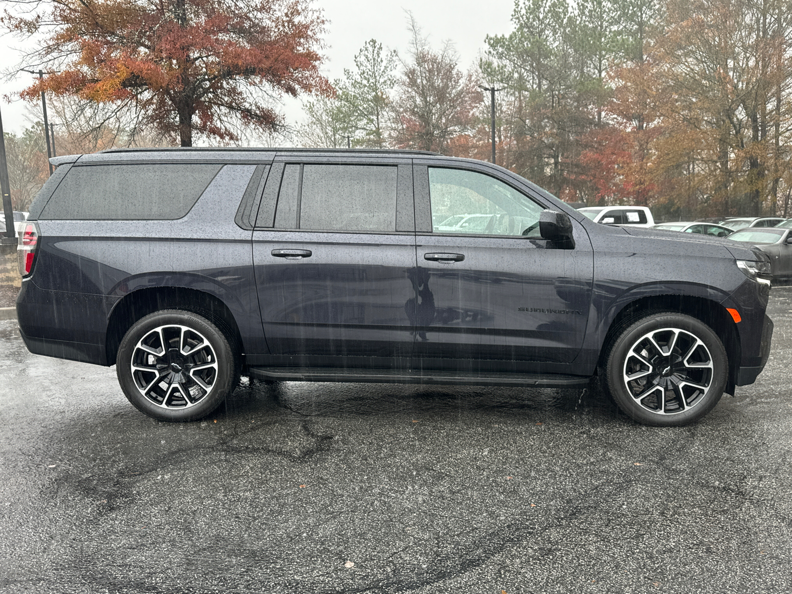 2023 Chevrolet Suburban RST 4