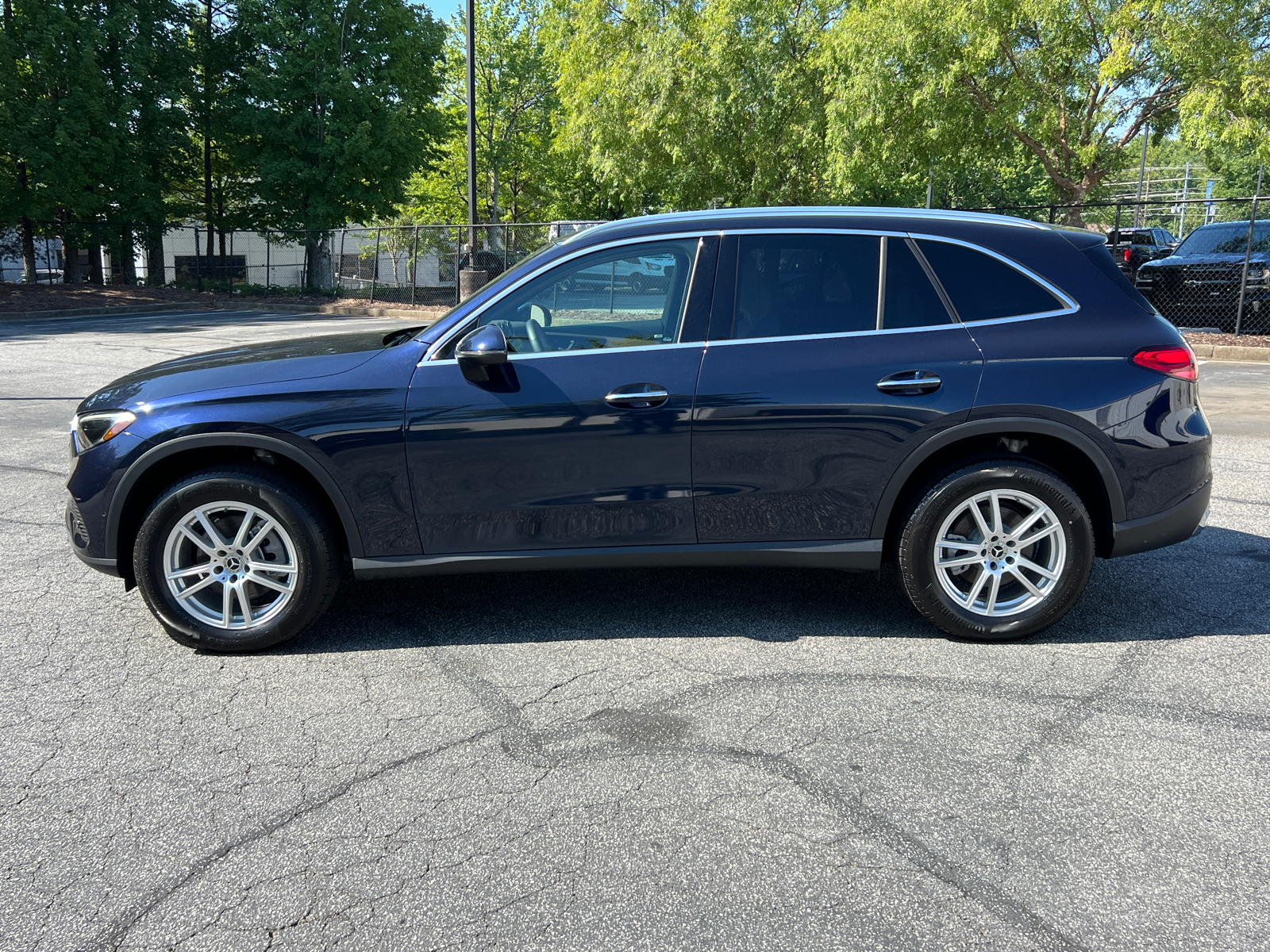 2023 Mercedes-Benz GLC GLC 300 8