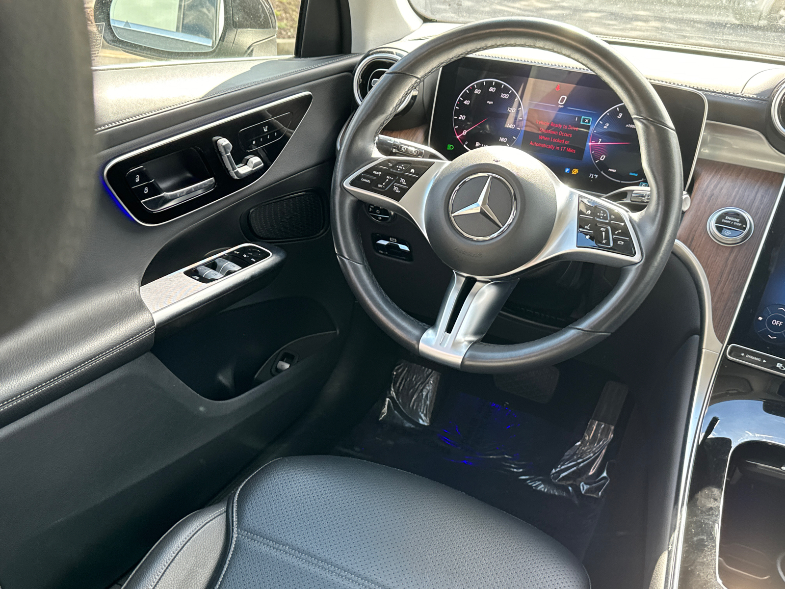 2023 Mercedes-Benz GLC GLC 300 25