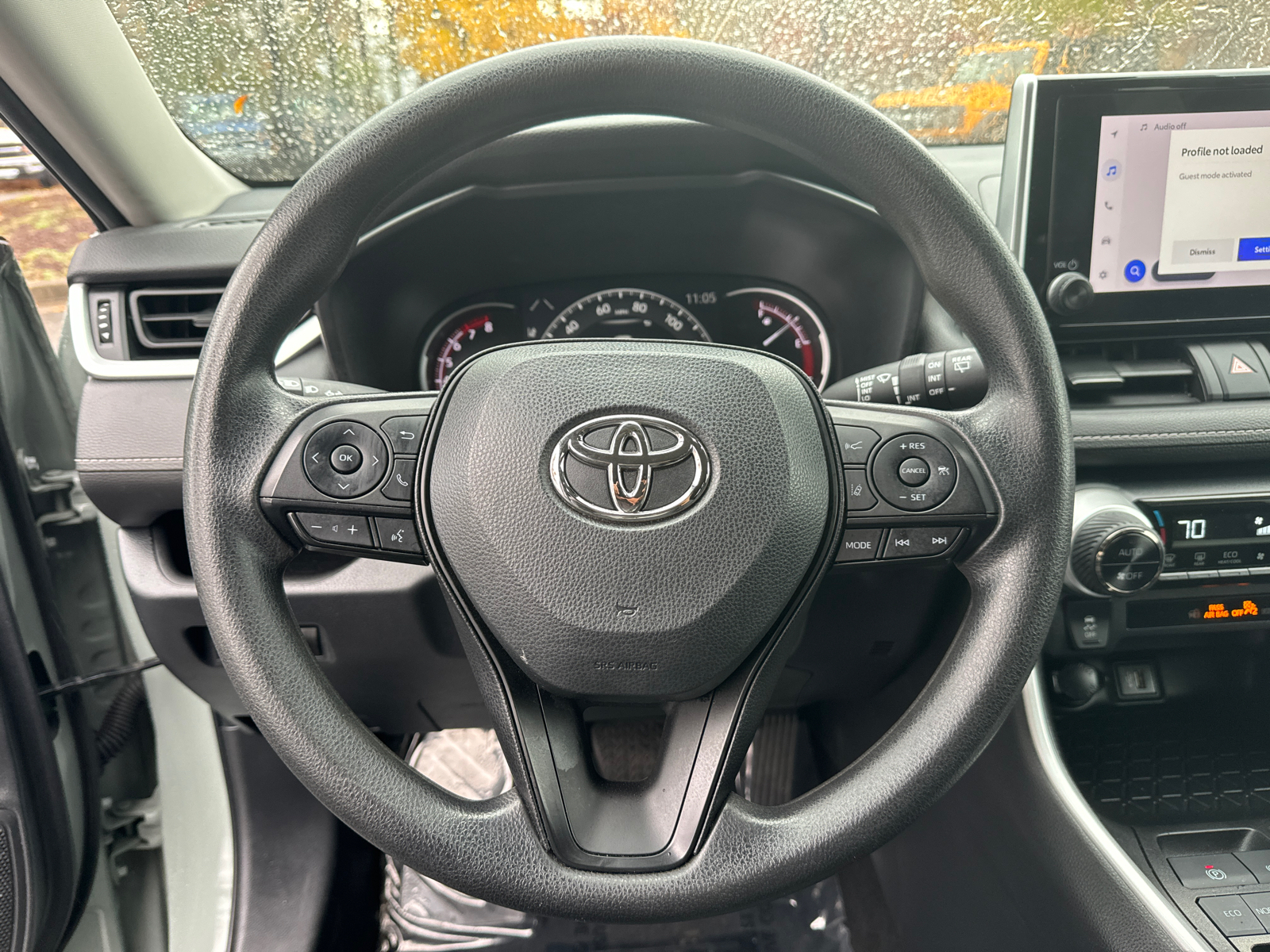 2023 Toyota RAV4 XLE 25