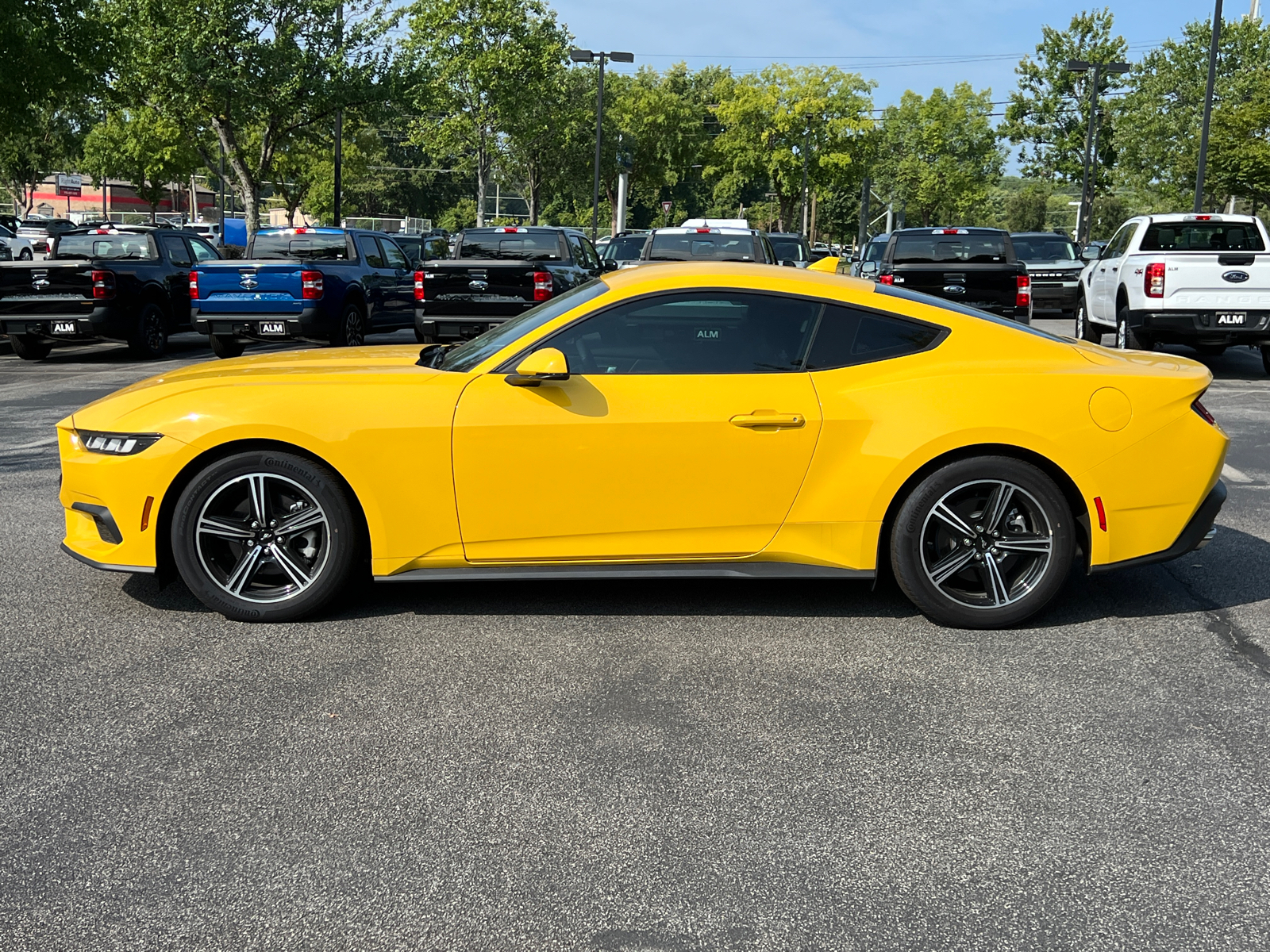 2024 Ford Mustang EcoBoost 2