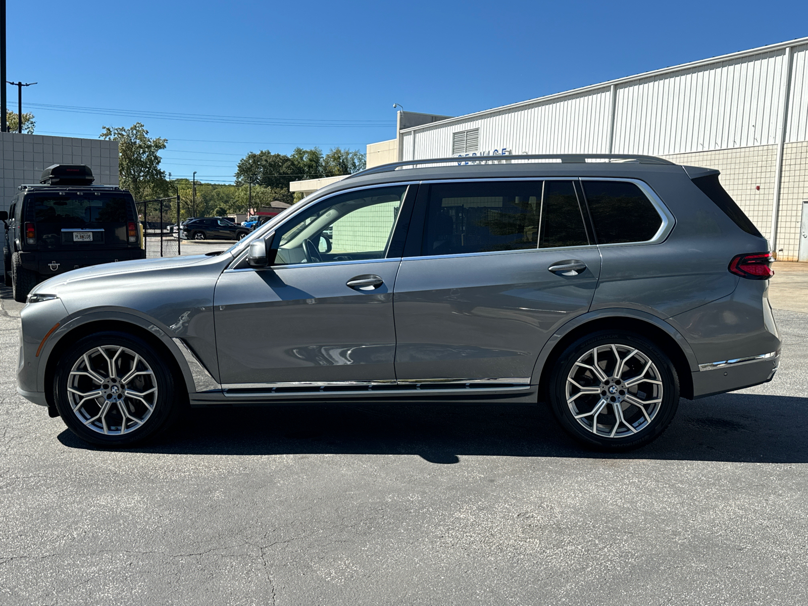 2024 BMW X7 xDrive40i 8