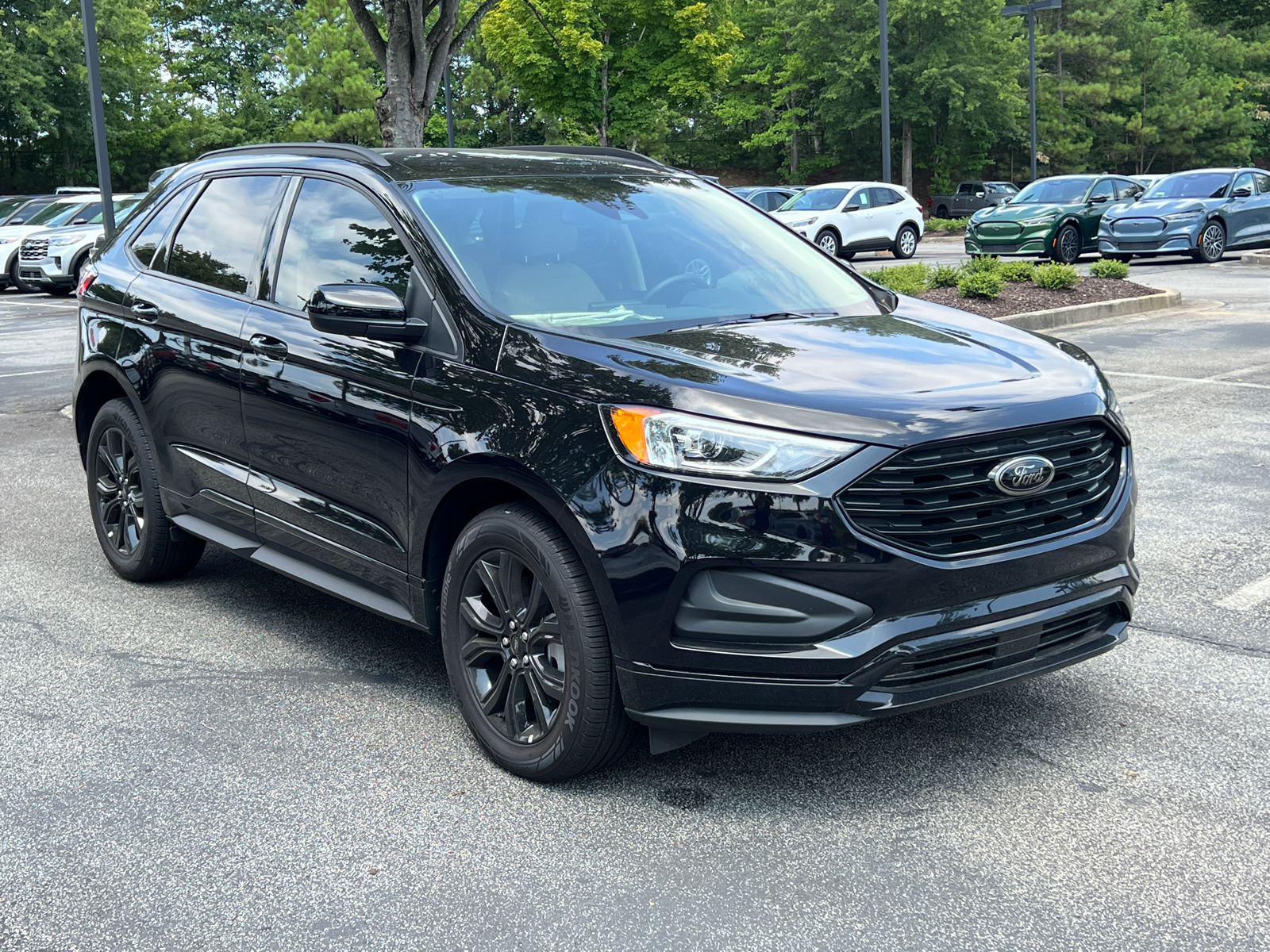 2024 Ford Edge SE 3