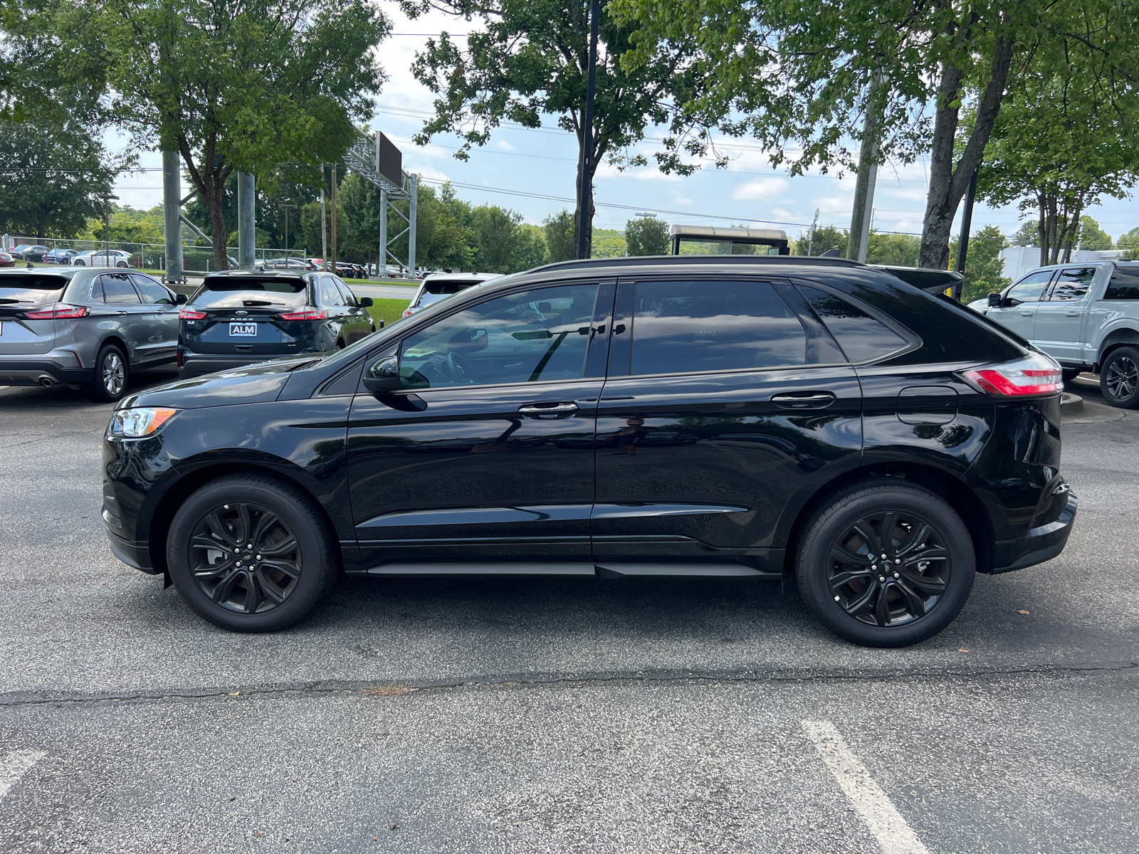 2024 Ford Edge SE 8