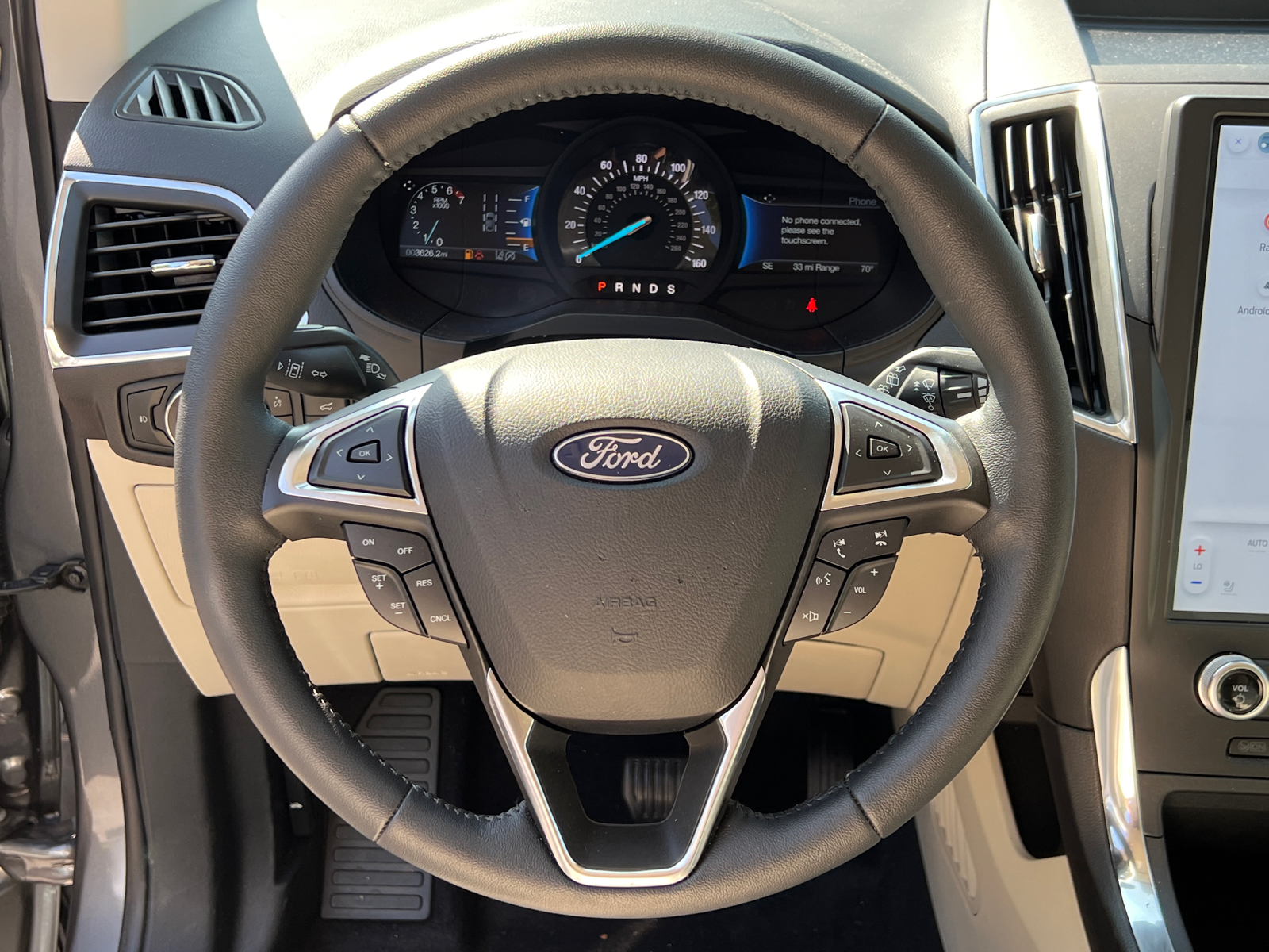 2024 Ford Edge Titanium 18