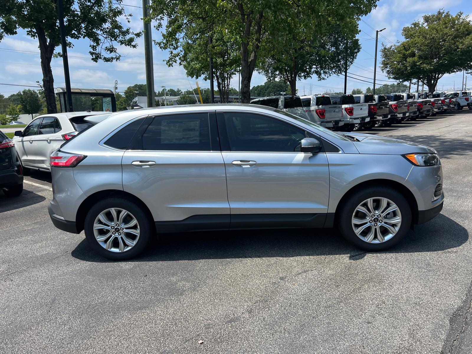 2024 Ford Edge Titanium 4