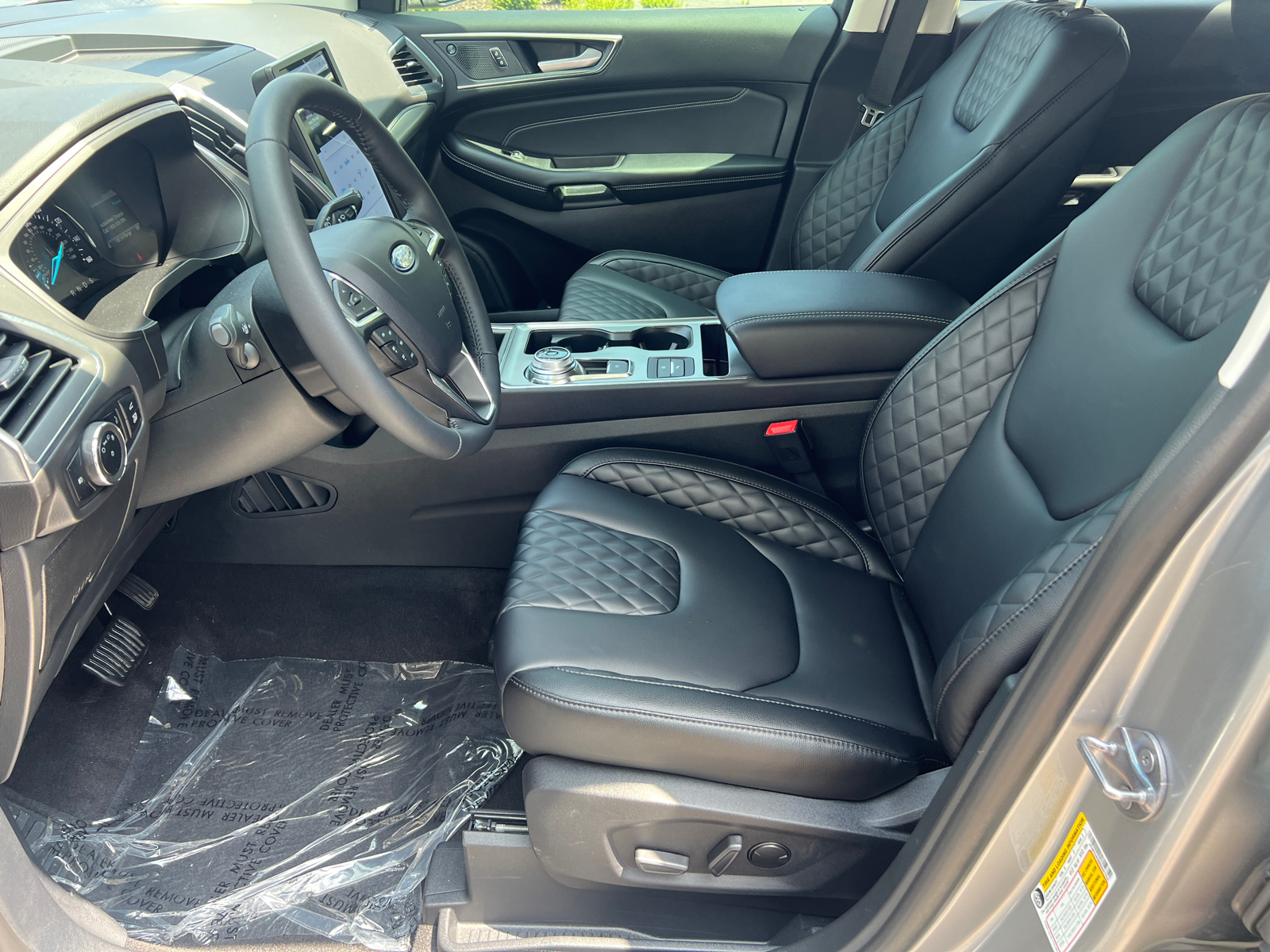 2024 Ford Edge Titanium 9