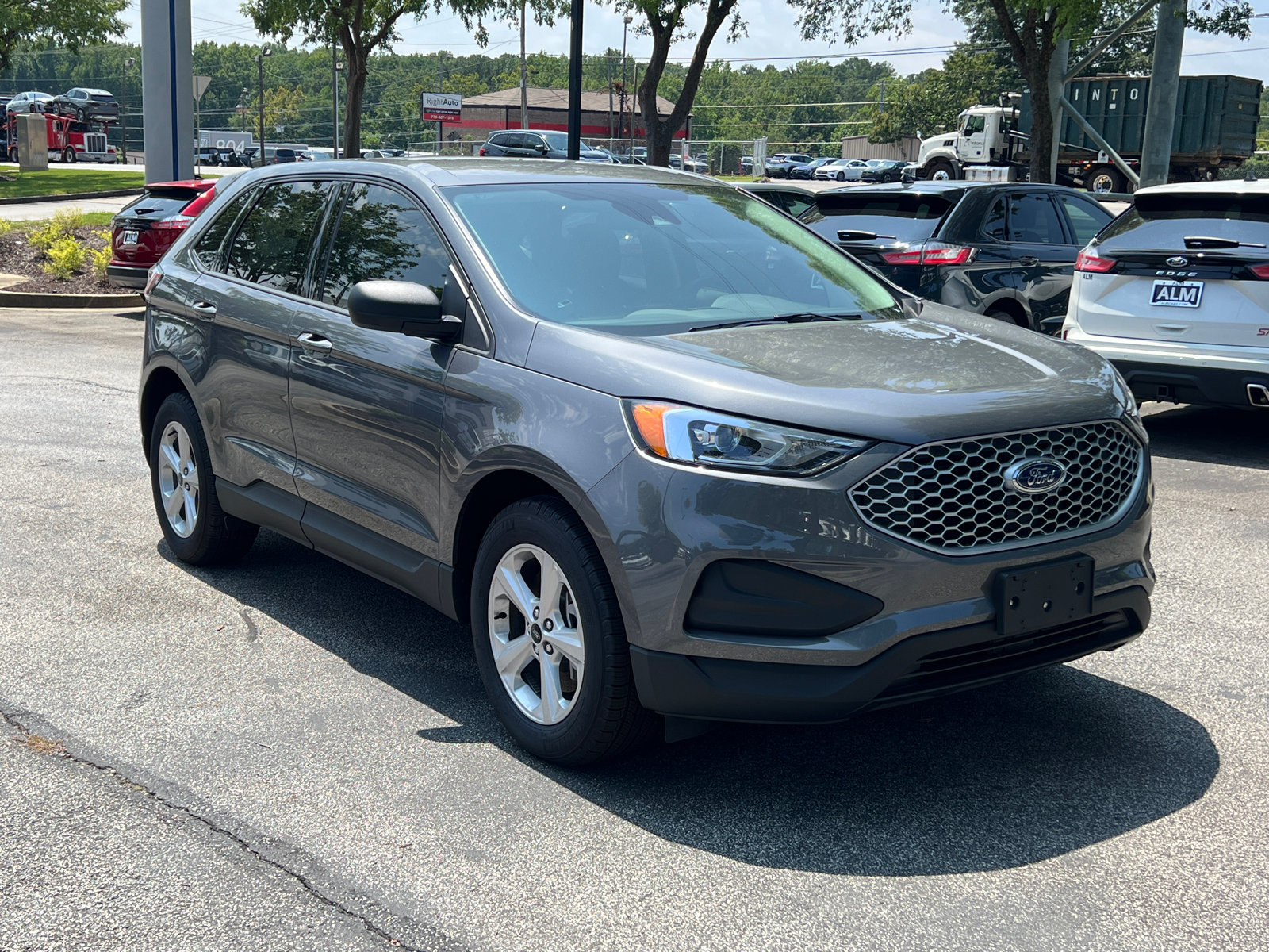 2024 Ford Edge SE 3