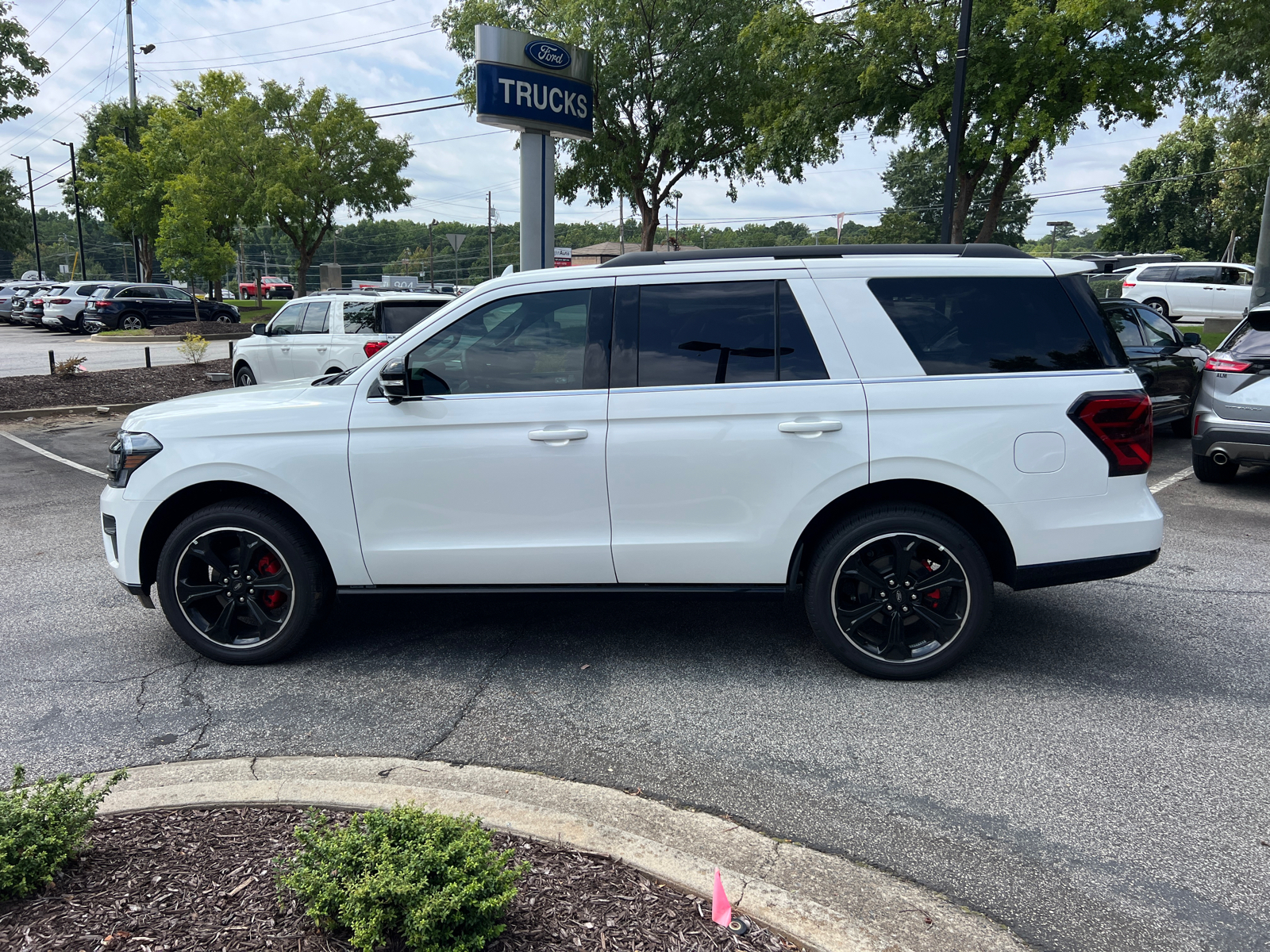 2024 Ford Expedition Limited 8