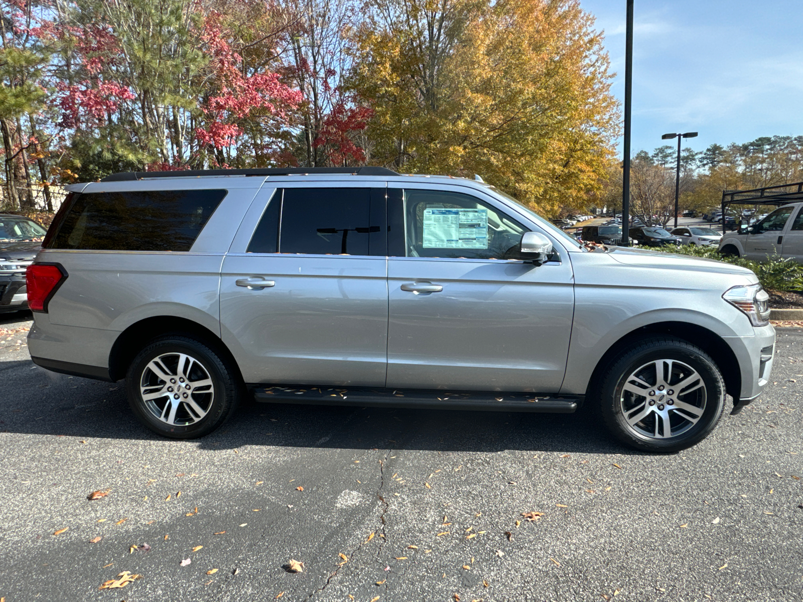 2024 Ford Expedition Max XLT 4