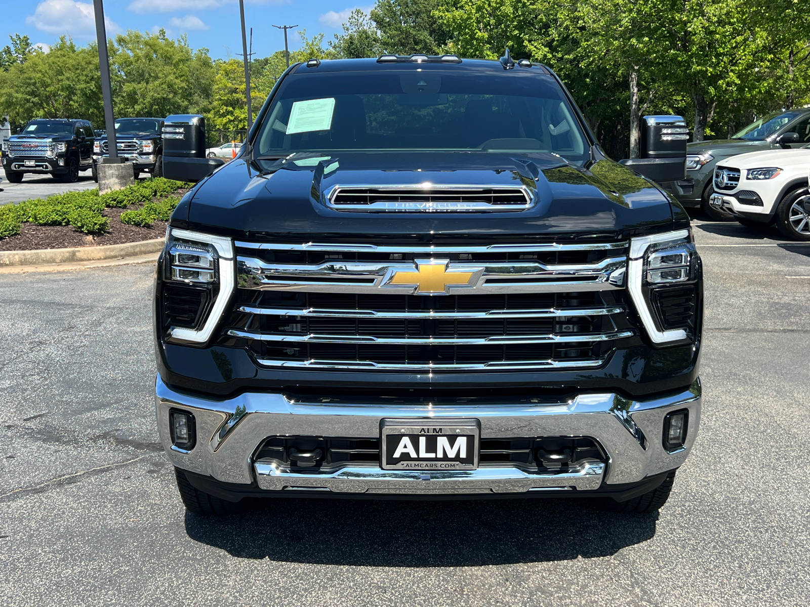 2024 Chevrolet Silverado 2500HD LTZ 2