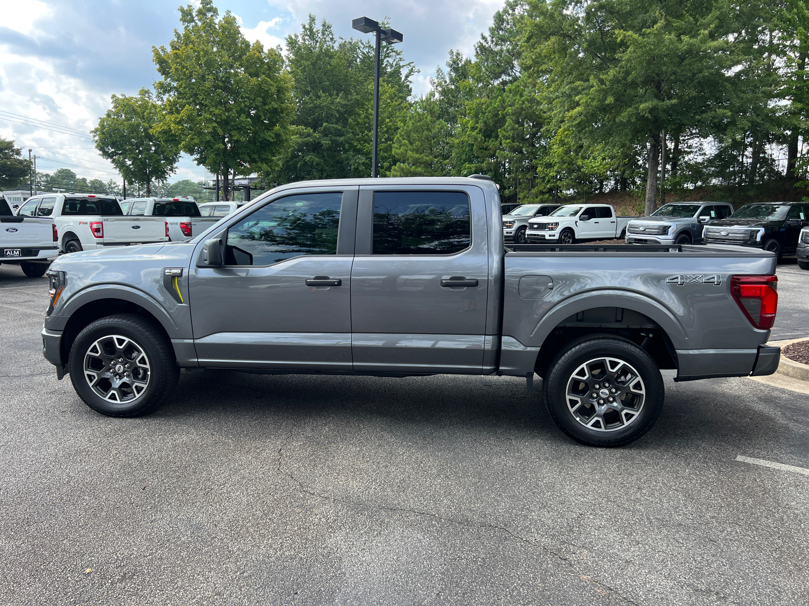 2024 Ford F-150 STX 8