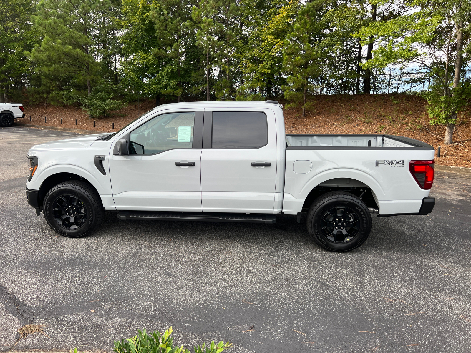 2024 Ford F-150 STX 8