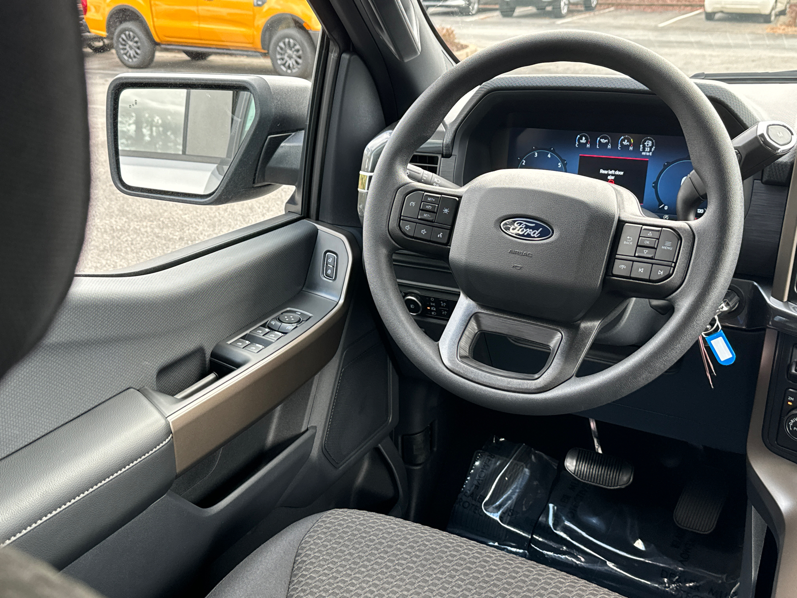 2024 Ford F-150 STX 24