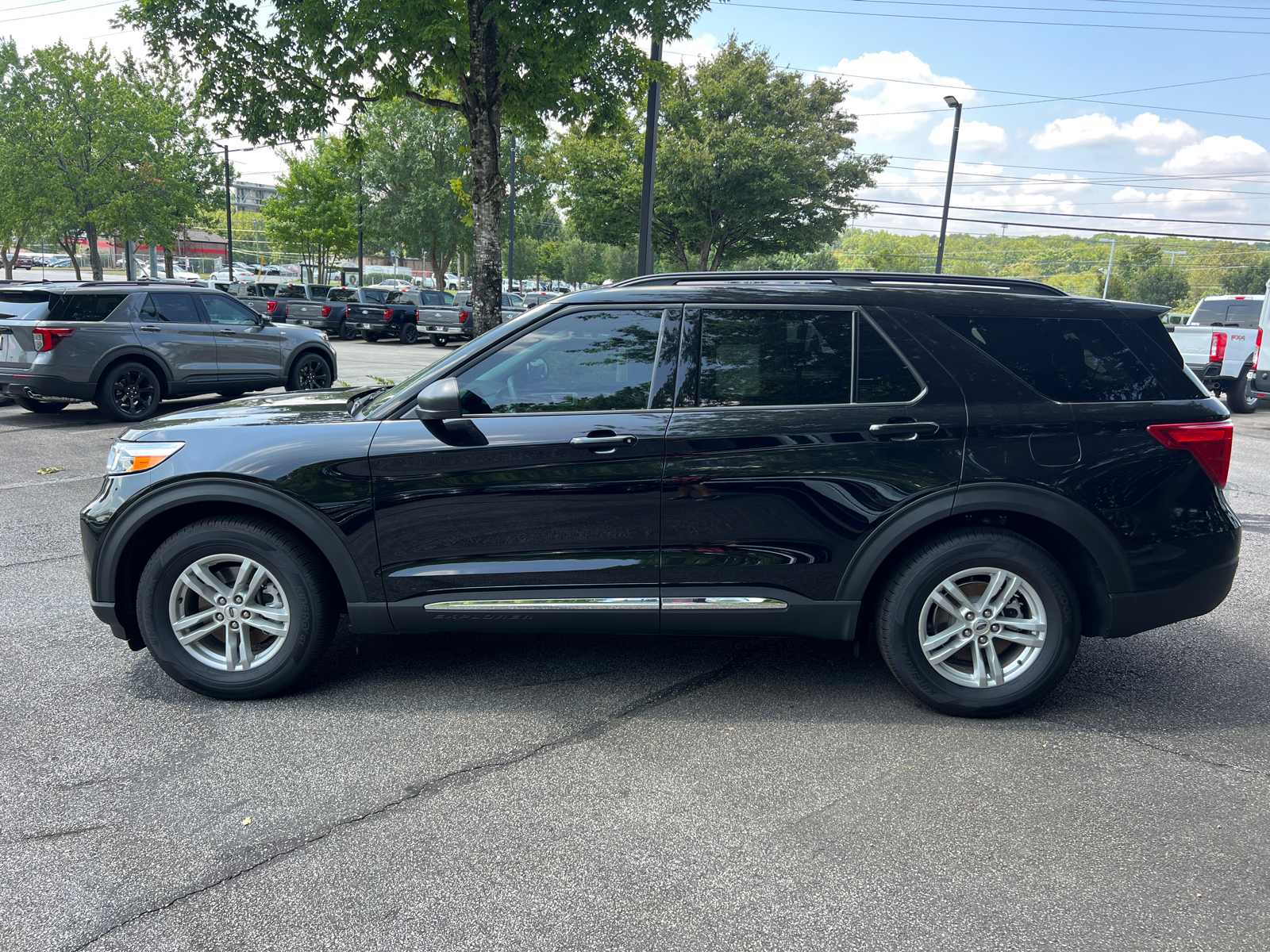 2024 Ford Explorer XLT 8