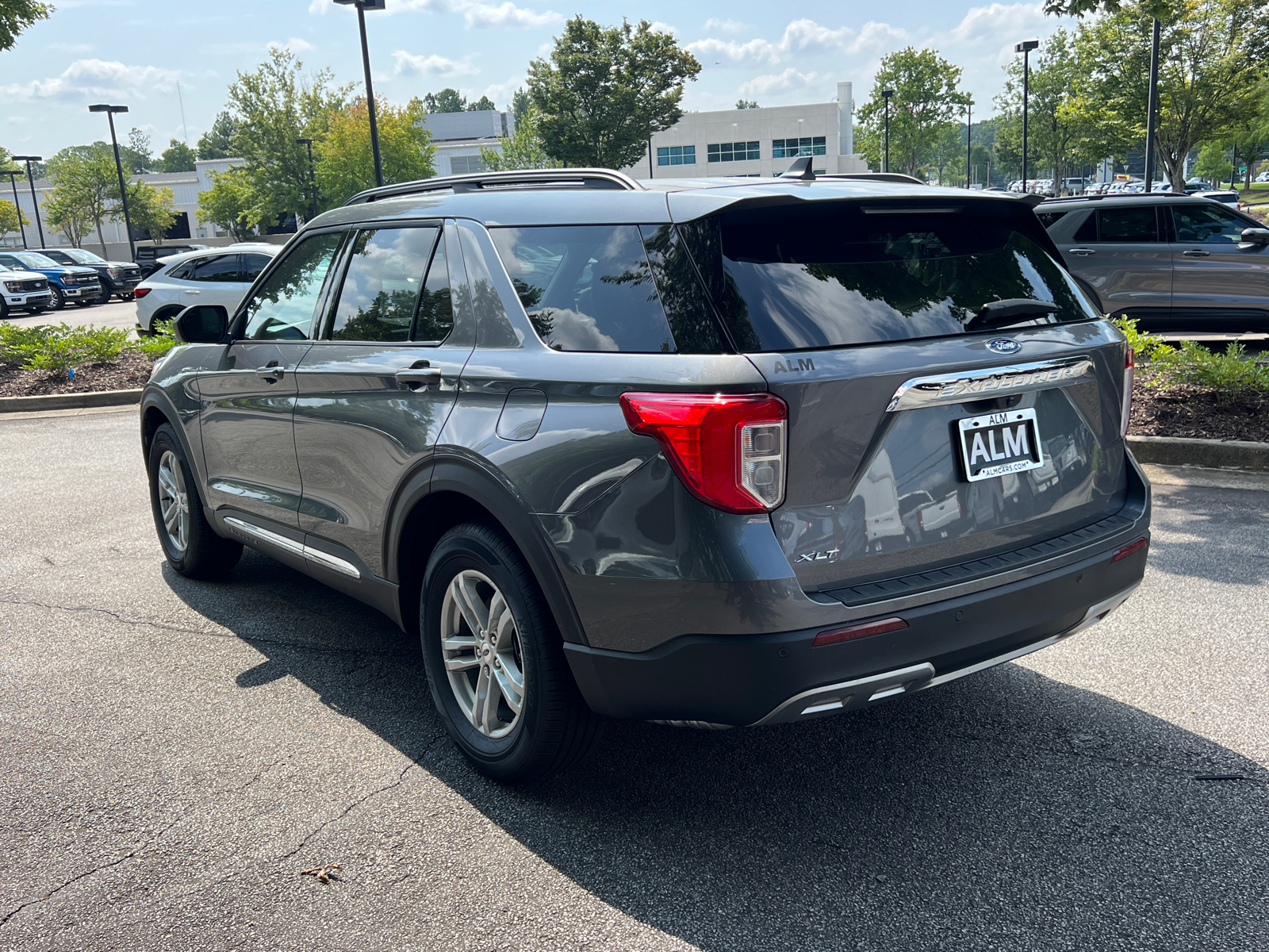 2024 Ford Explorer XLT 7