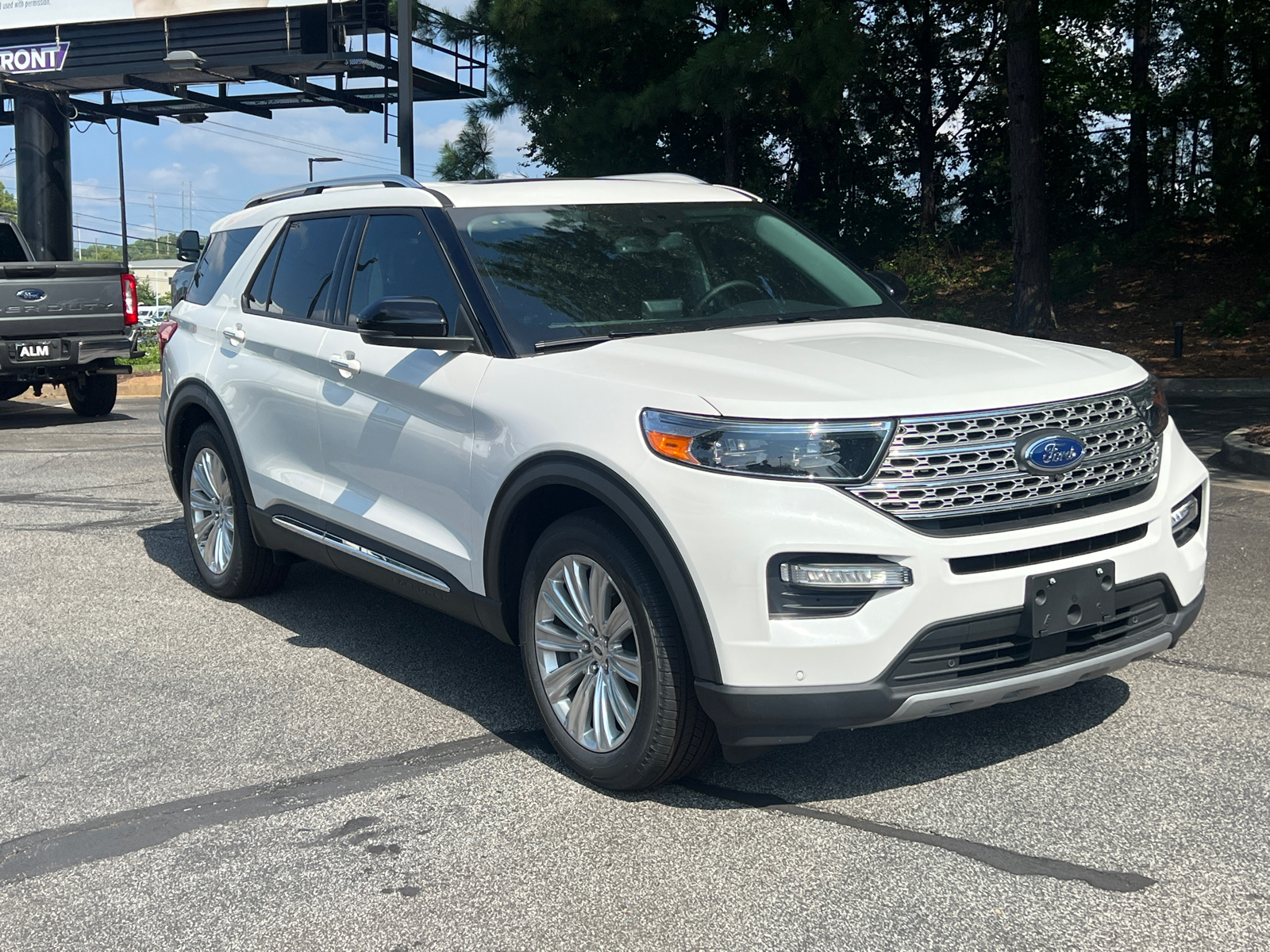 2024 Ford Explorer Limited 3