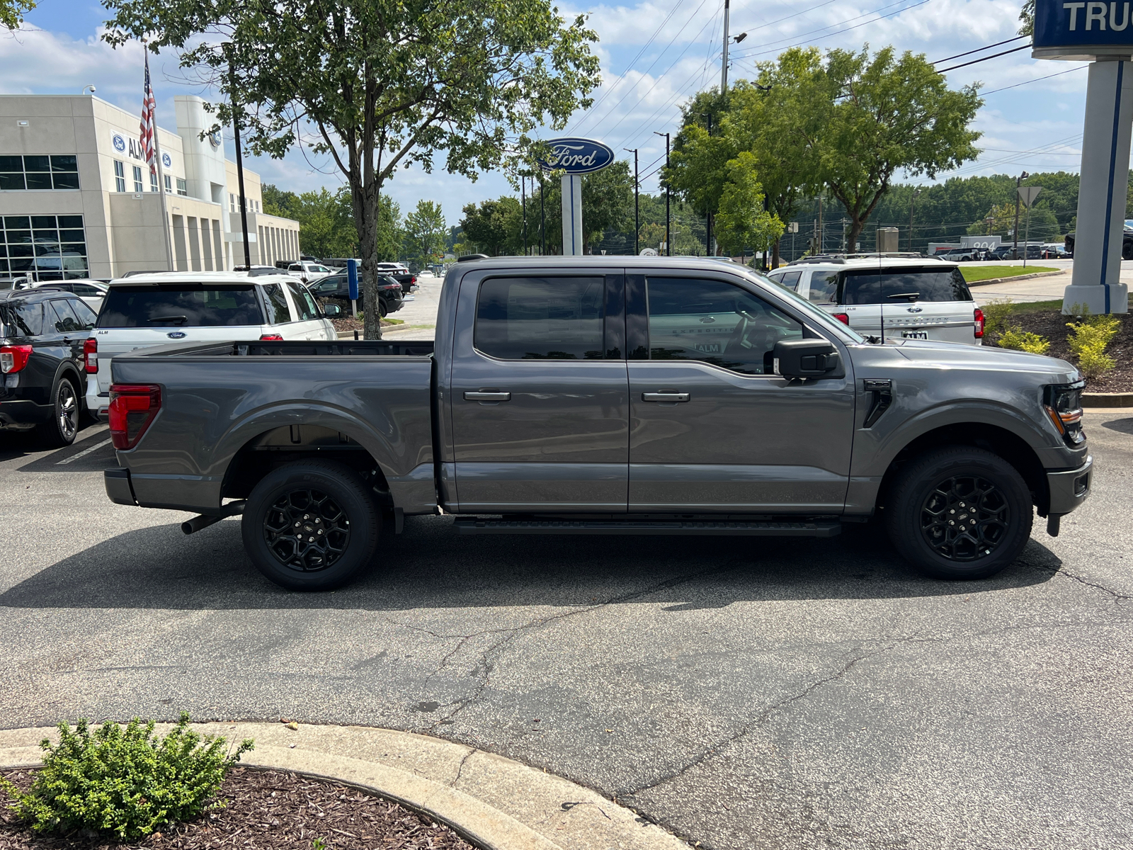 2024 Ford F-150 XLT 4