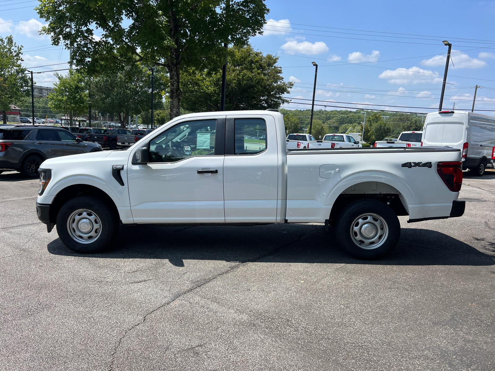 2024 Ford F-150 XL 8