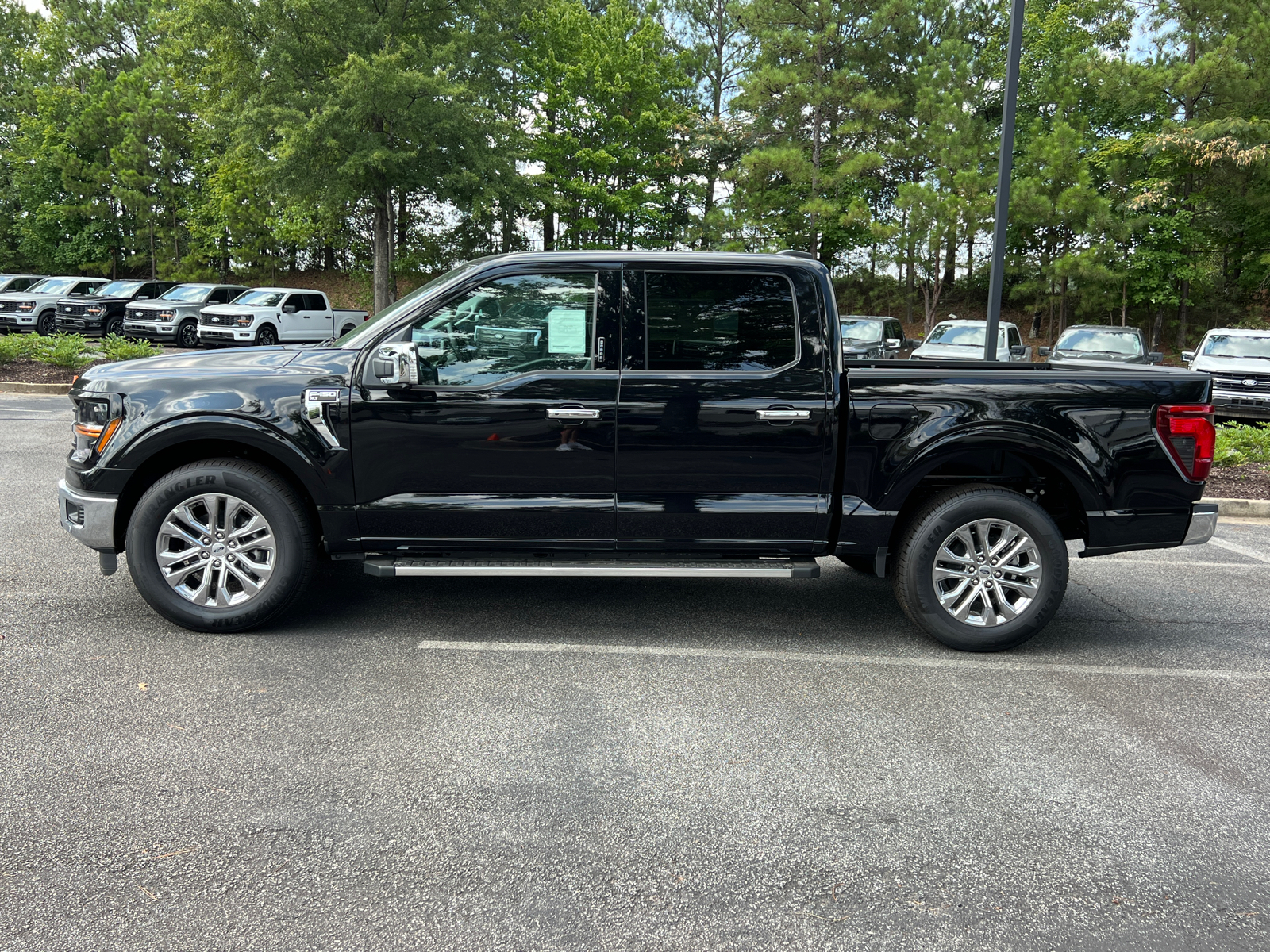 2024 Ford F-150 XLT 2