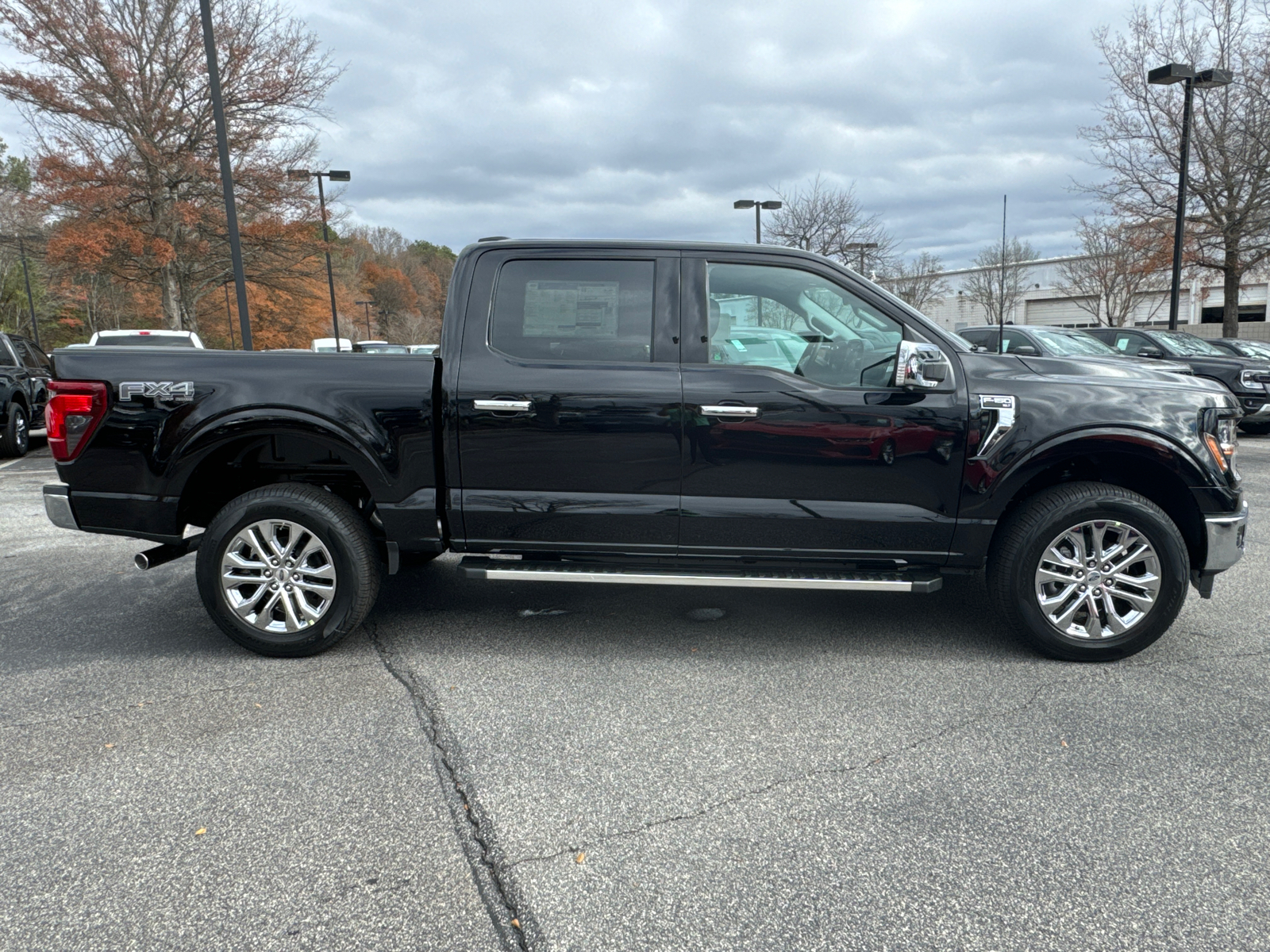 2024 Ford F-150 XLT 4