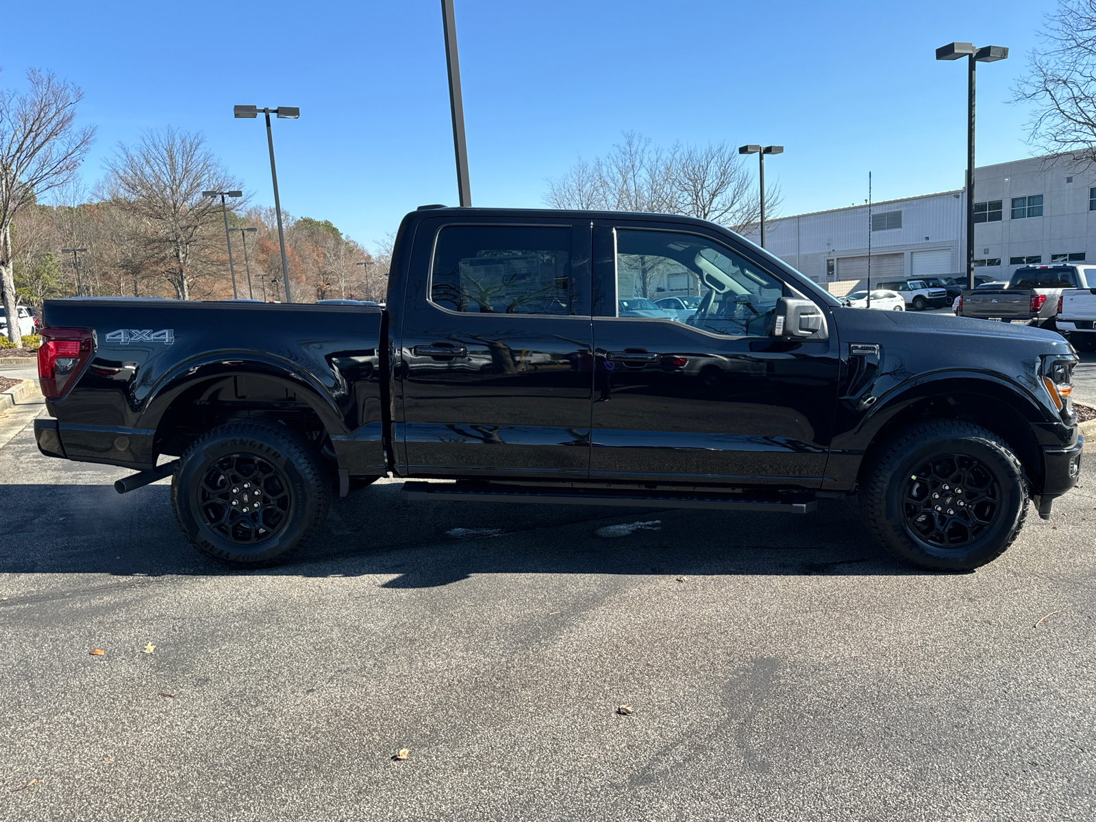 2024 Ford F-150 XLT 4