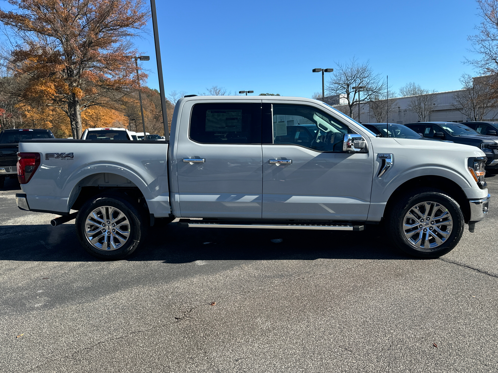 2024 Ford F-150 XLT 4