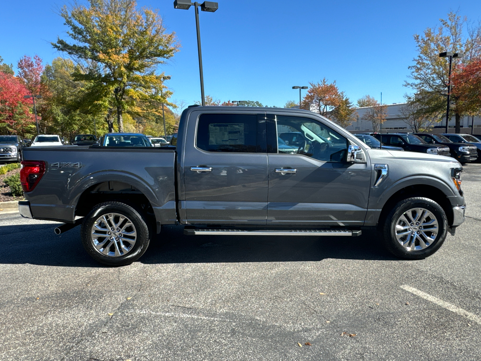 2024 Ford F-150 XLT 4