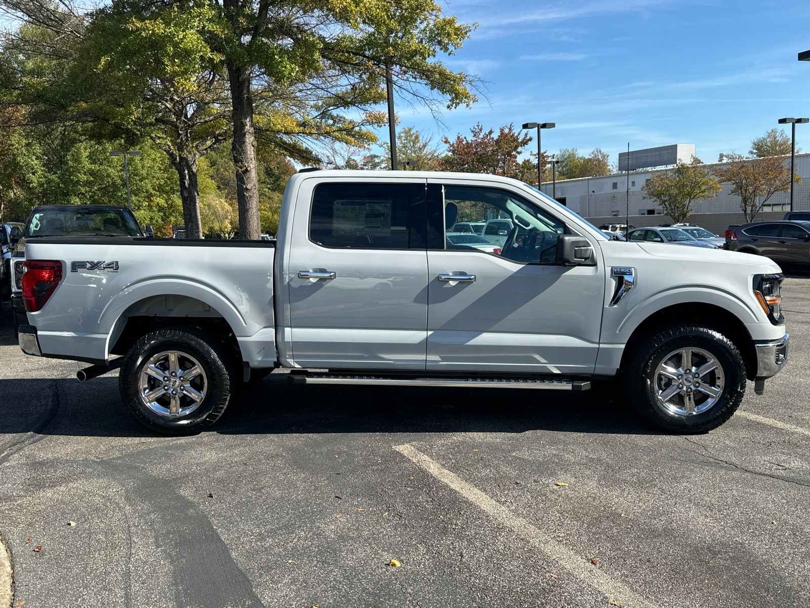 2024 Ford F-150 XLT 4