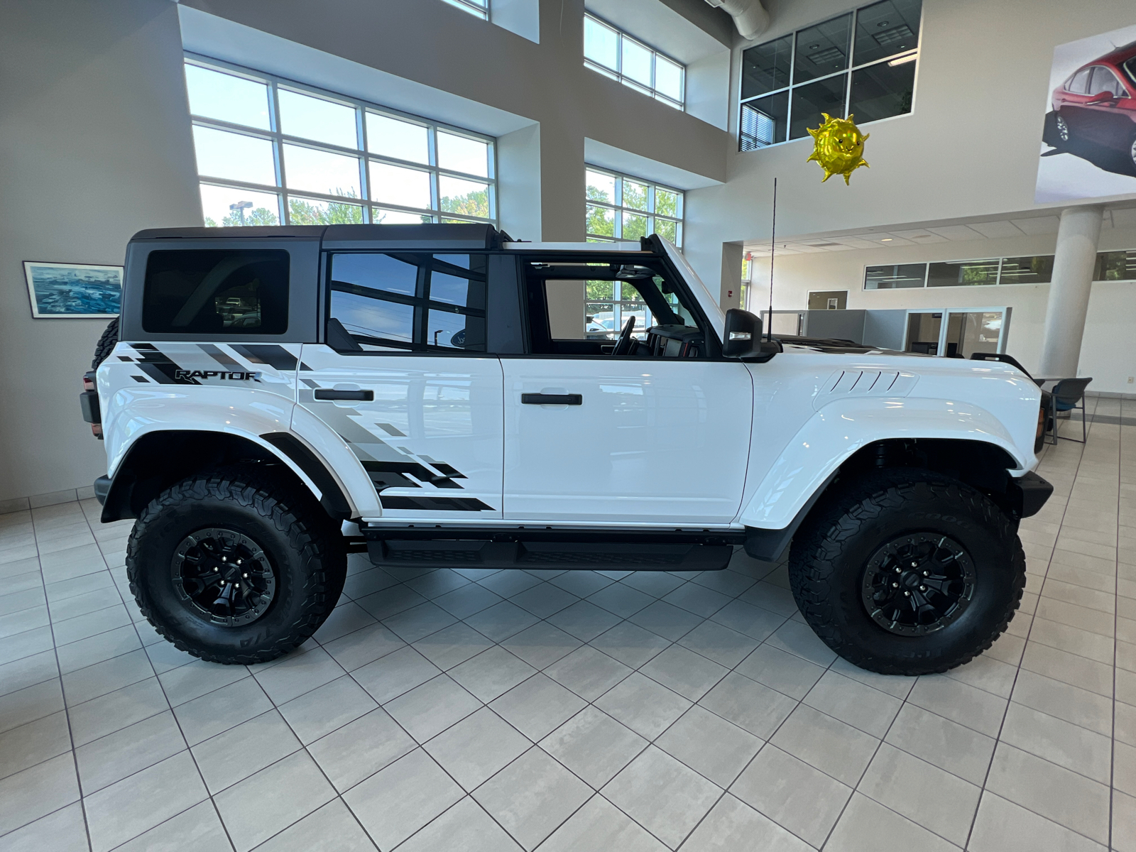 2024 Ford Bronco Raptor 4