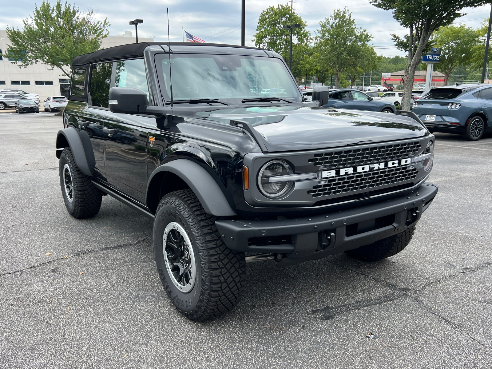 2024 Ford Bronco Badlands 3