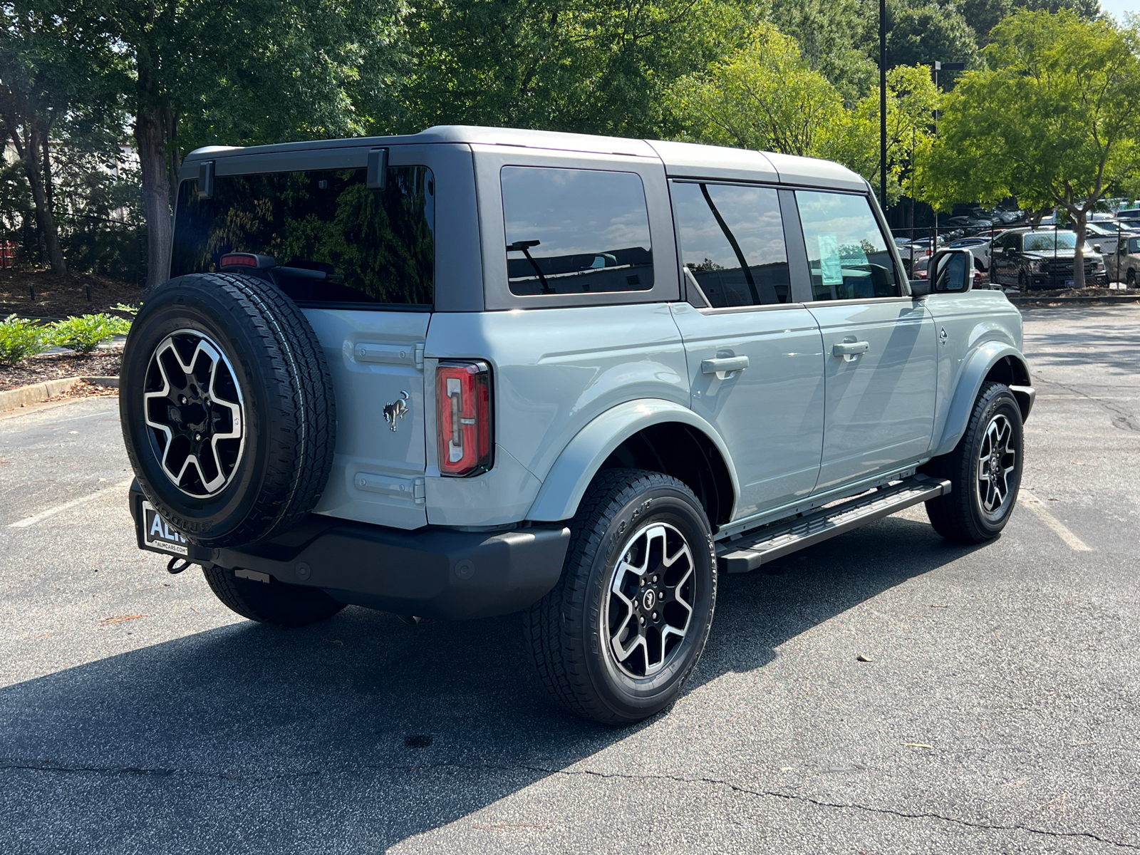 2024 Ford Bronco Outer Banks 5