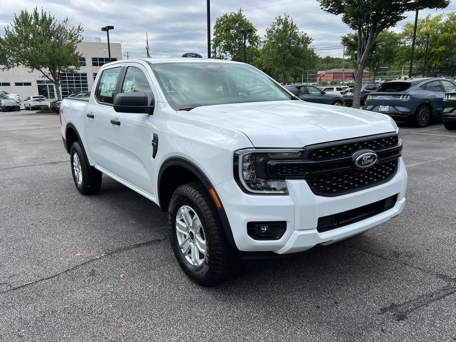 2024 Ford Ranger XL 3