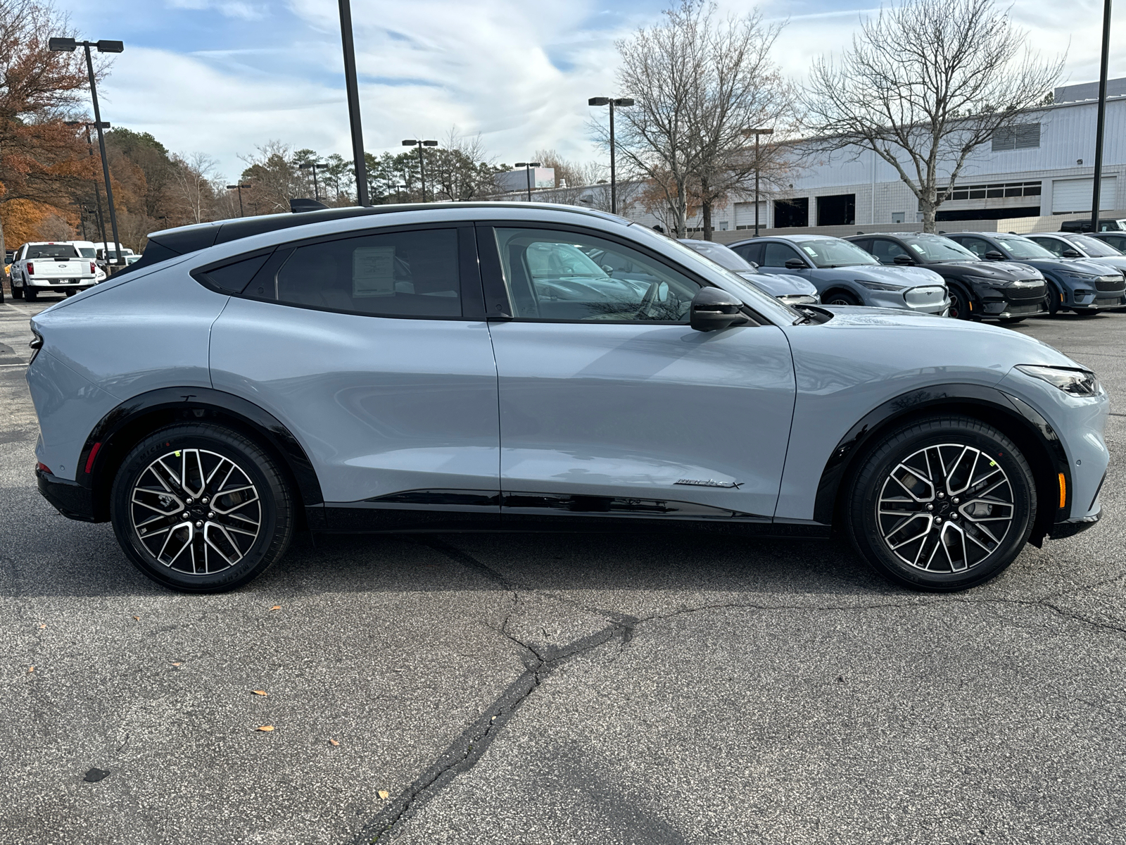 2024 Ford Mustang Mach-E Premium 4