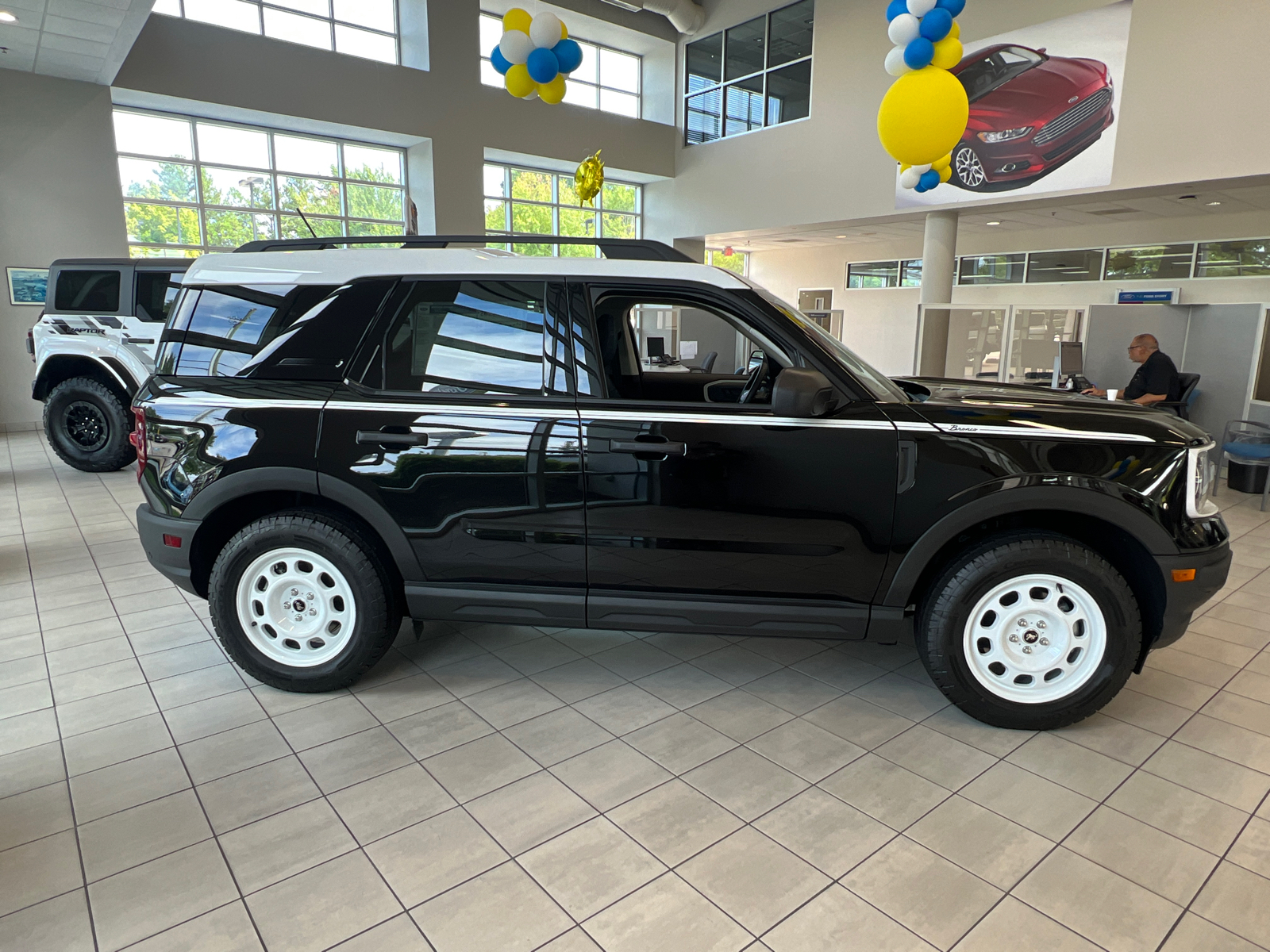 2024 Ford Bronco Sport Heritage 4