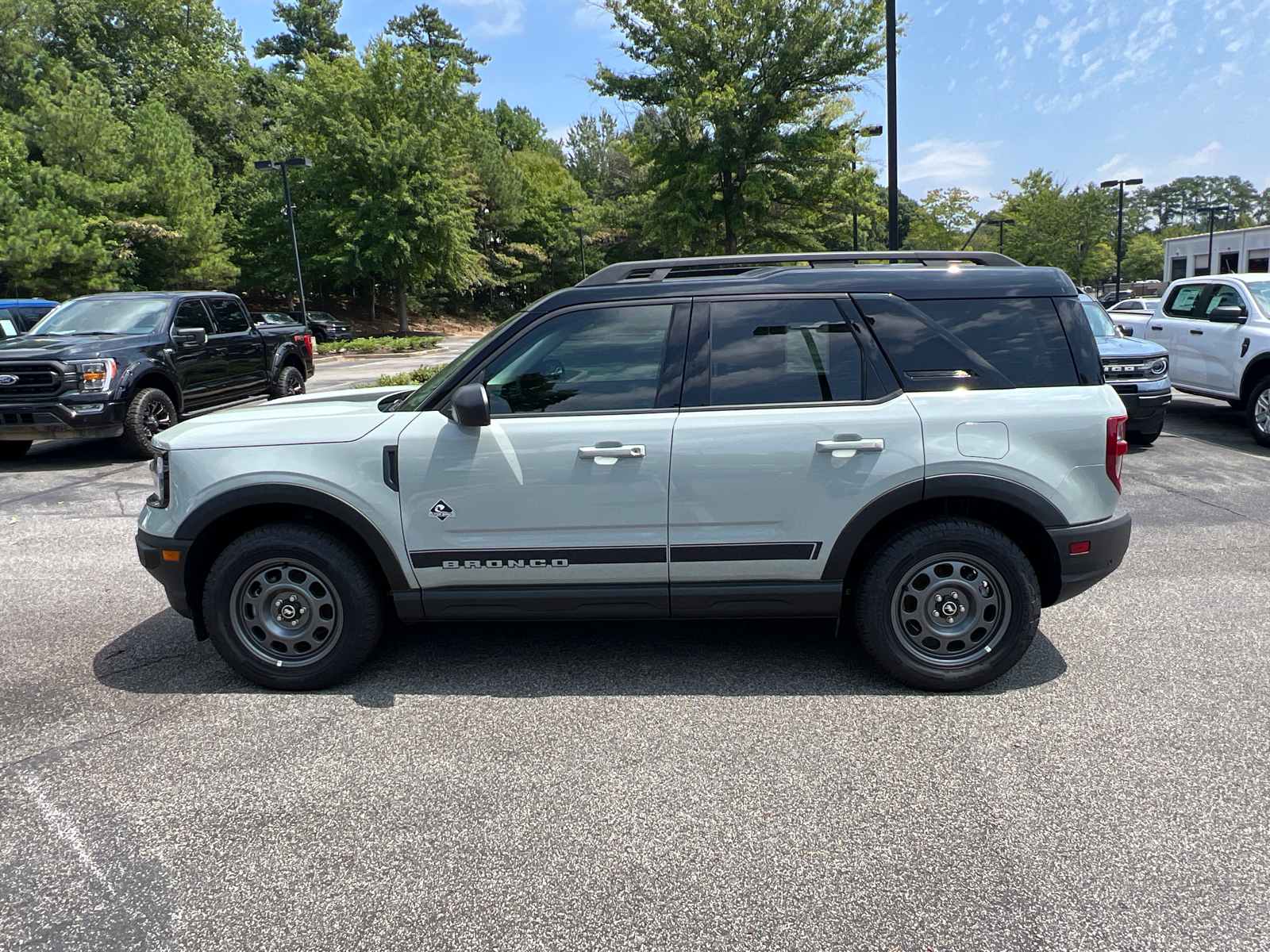 2024 Ford Bronco Sport Outer Banks 8