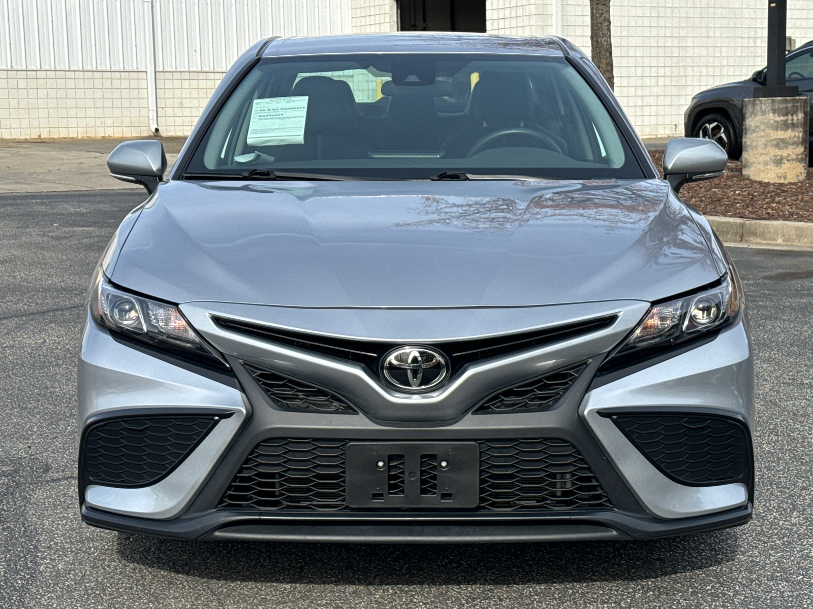 2024 Toyota Camry SE 2