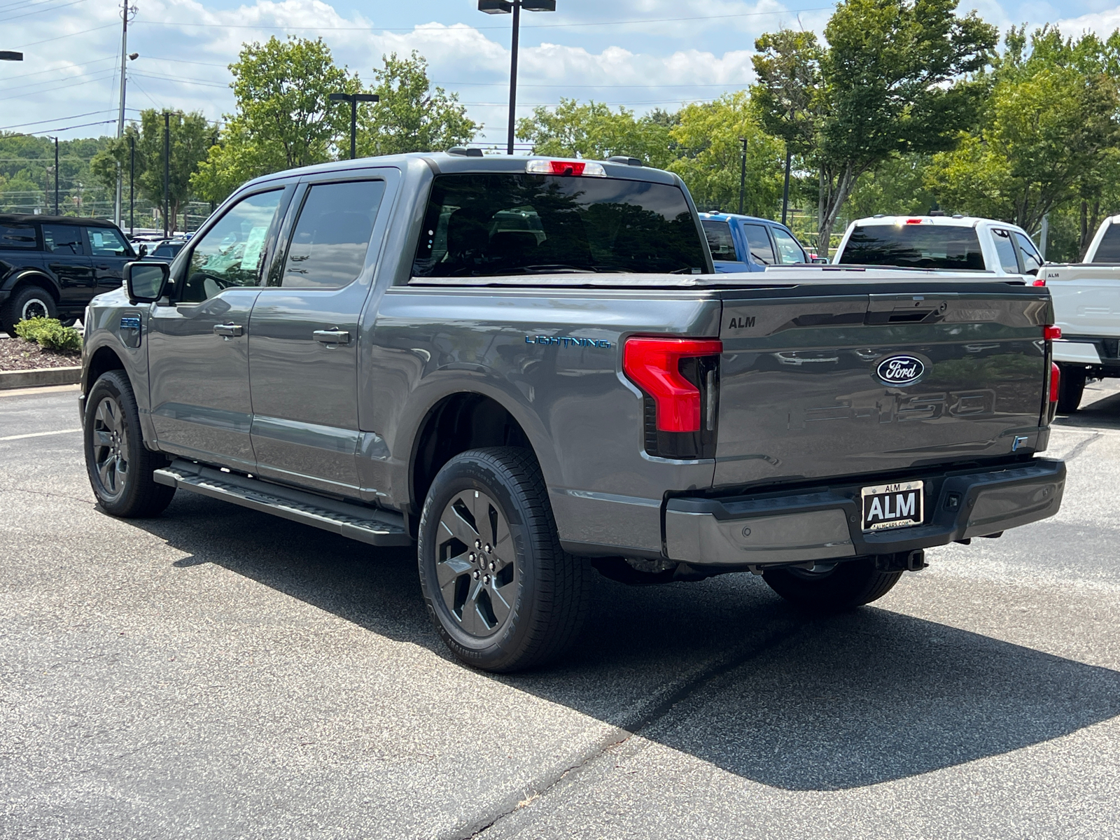 2024 Ford F-150 Lightning Flash 3