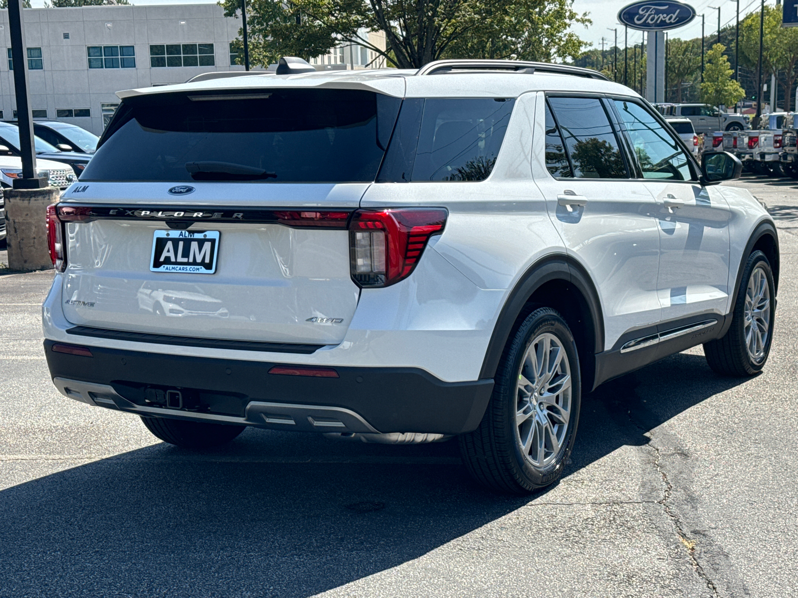 2025 Ford Explorer Active 5