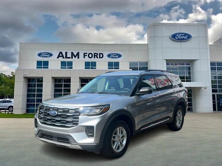 2025 Ford Explorer Active 1