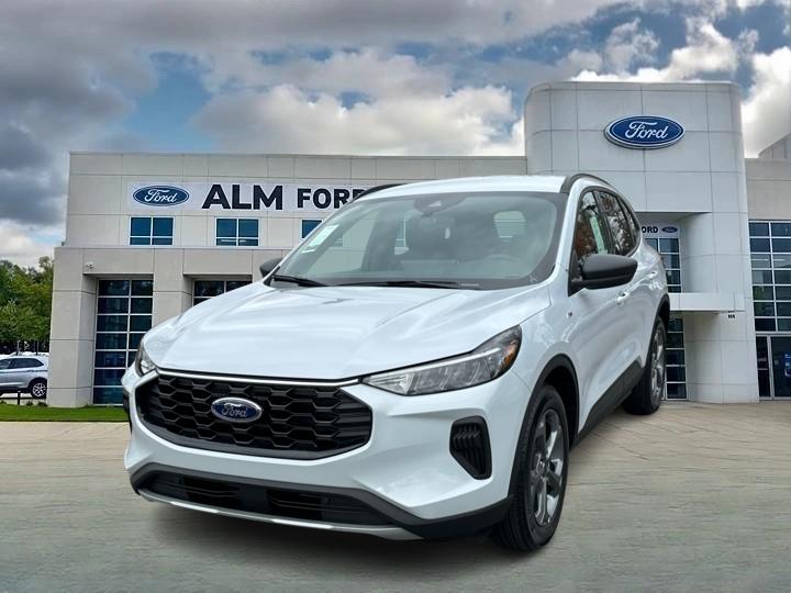 2025 Ford Escape ST-Line 1