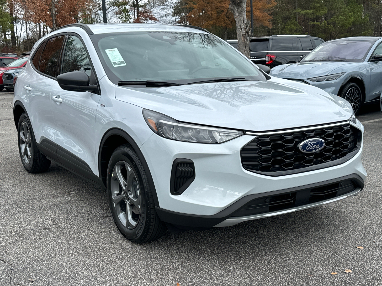 2025 Ford Escape ST-Line 3