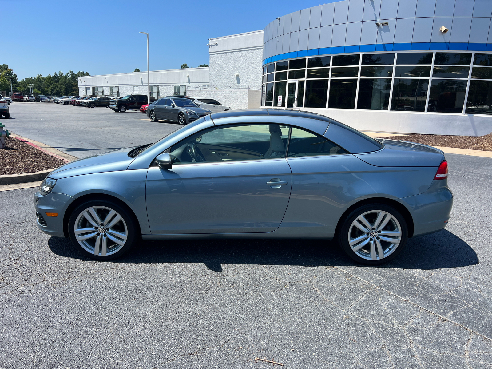 2014 Volkswagen Eos Executive Edition 8