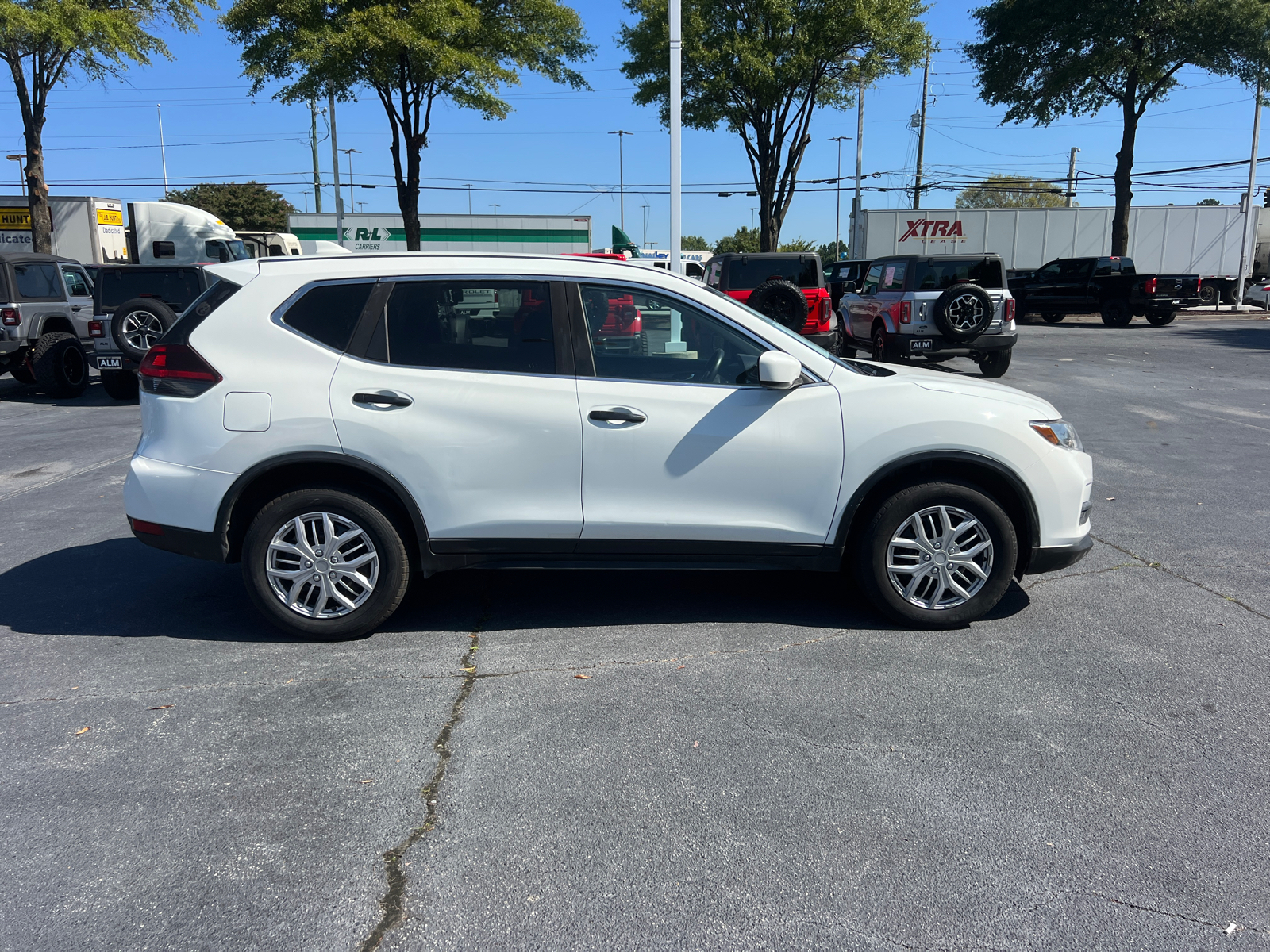 2018 Nissan Rogue S 4